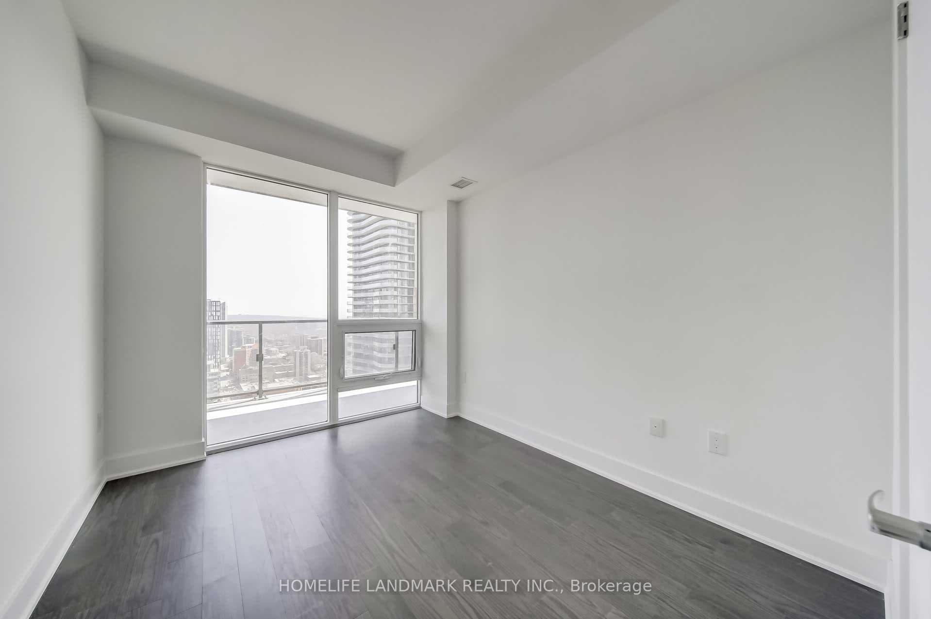 955 Bay Street Unit 3502 photo 16