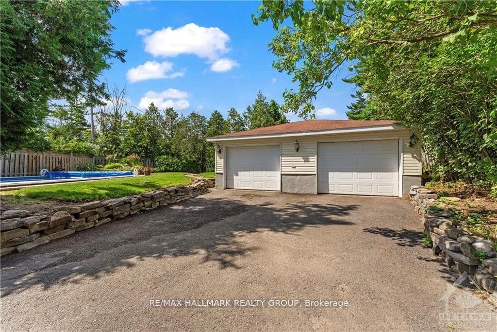 3332 RIVER Road Unit D photo 6
