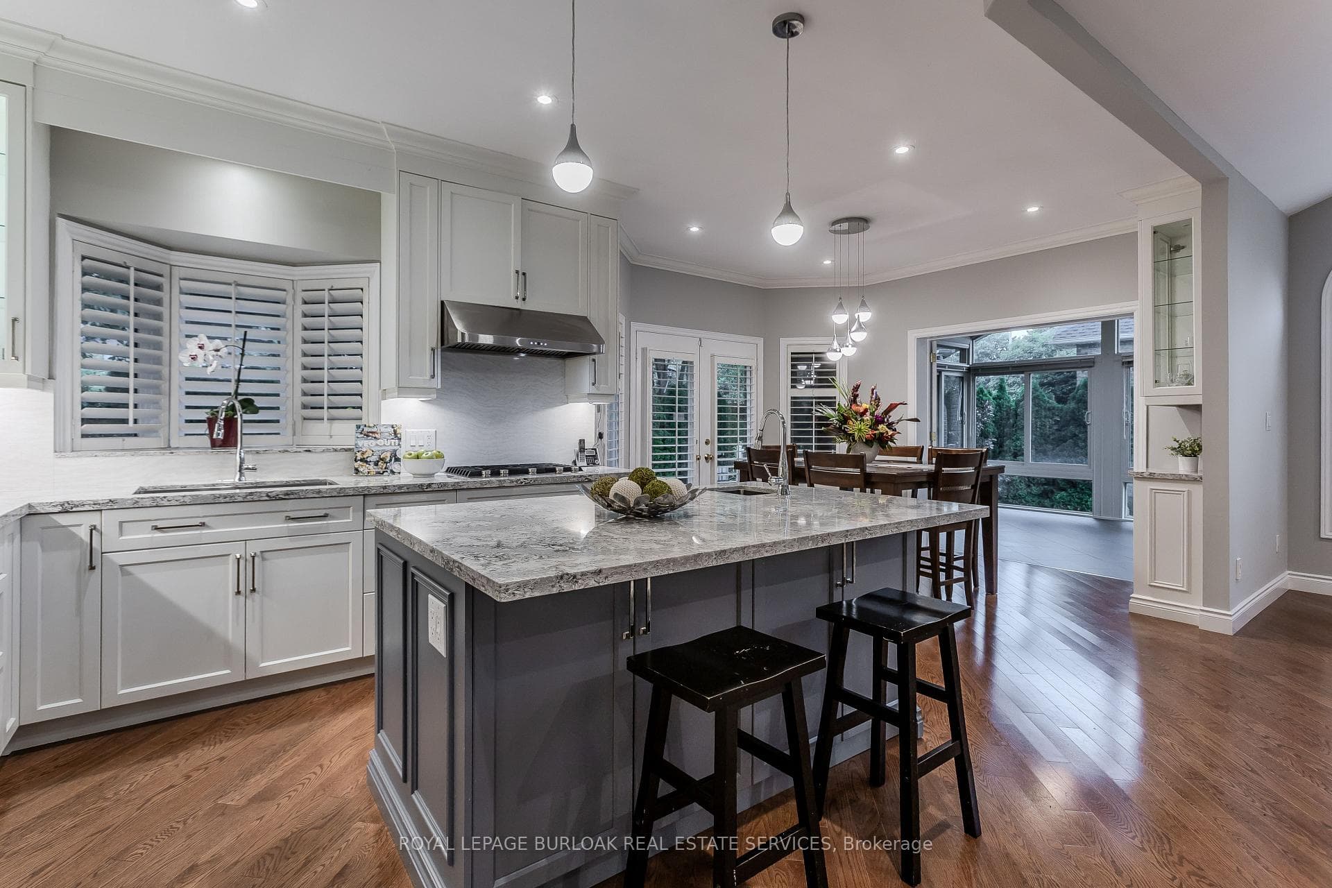 54 Waterwheel Crescent photo 7