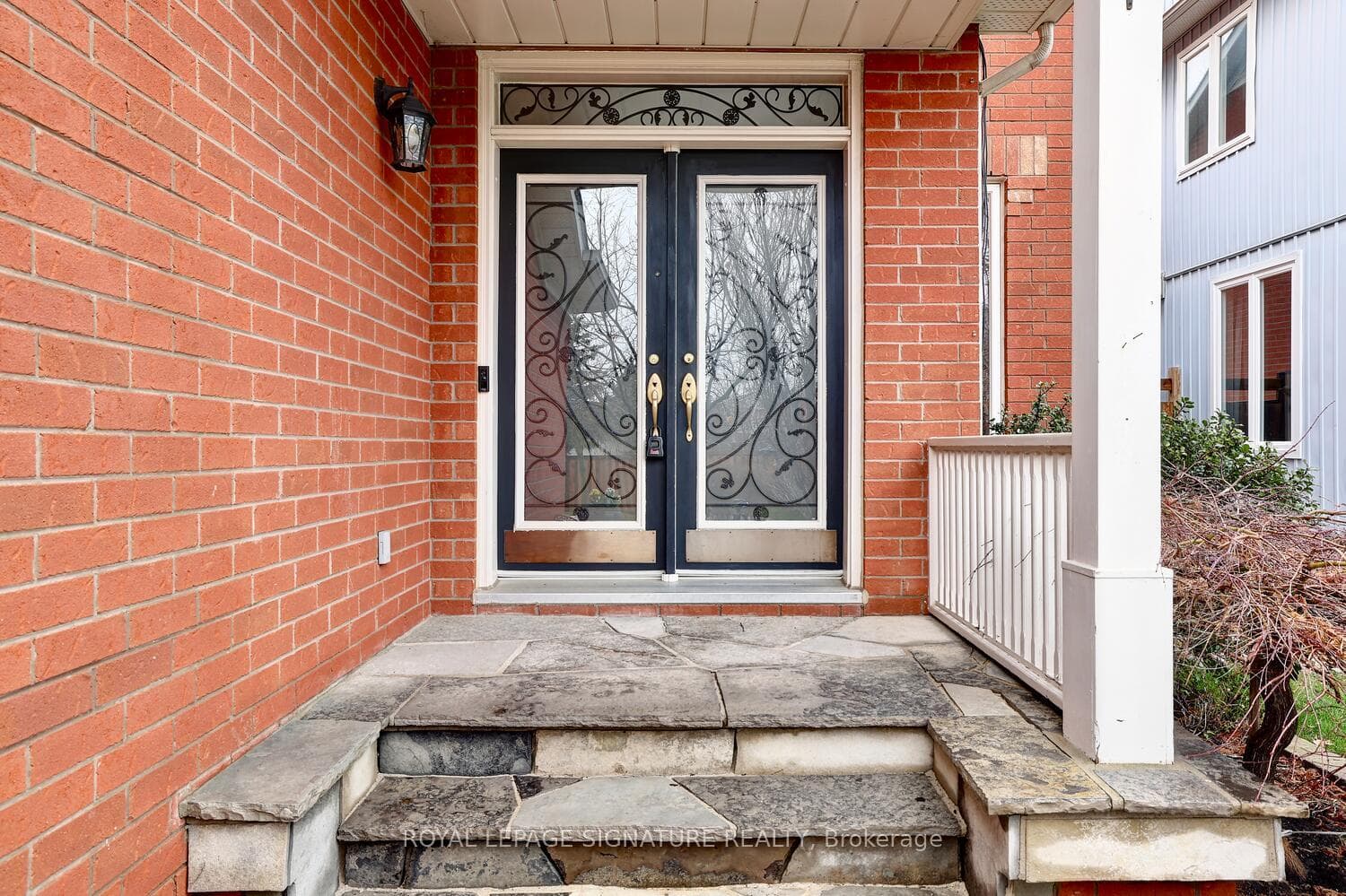 943 Gaslight Way photo 3