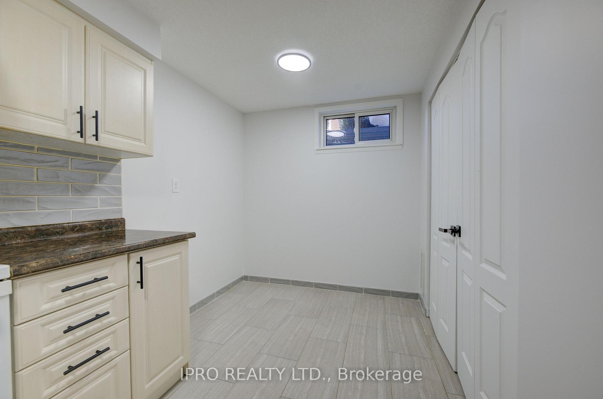 18 Martinglen Crescent photo 29