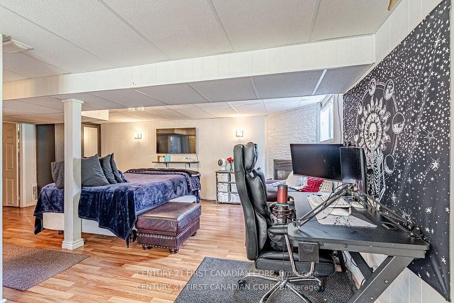 212 King Edward Avenue photo 28