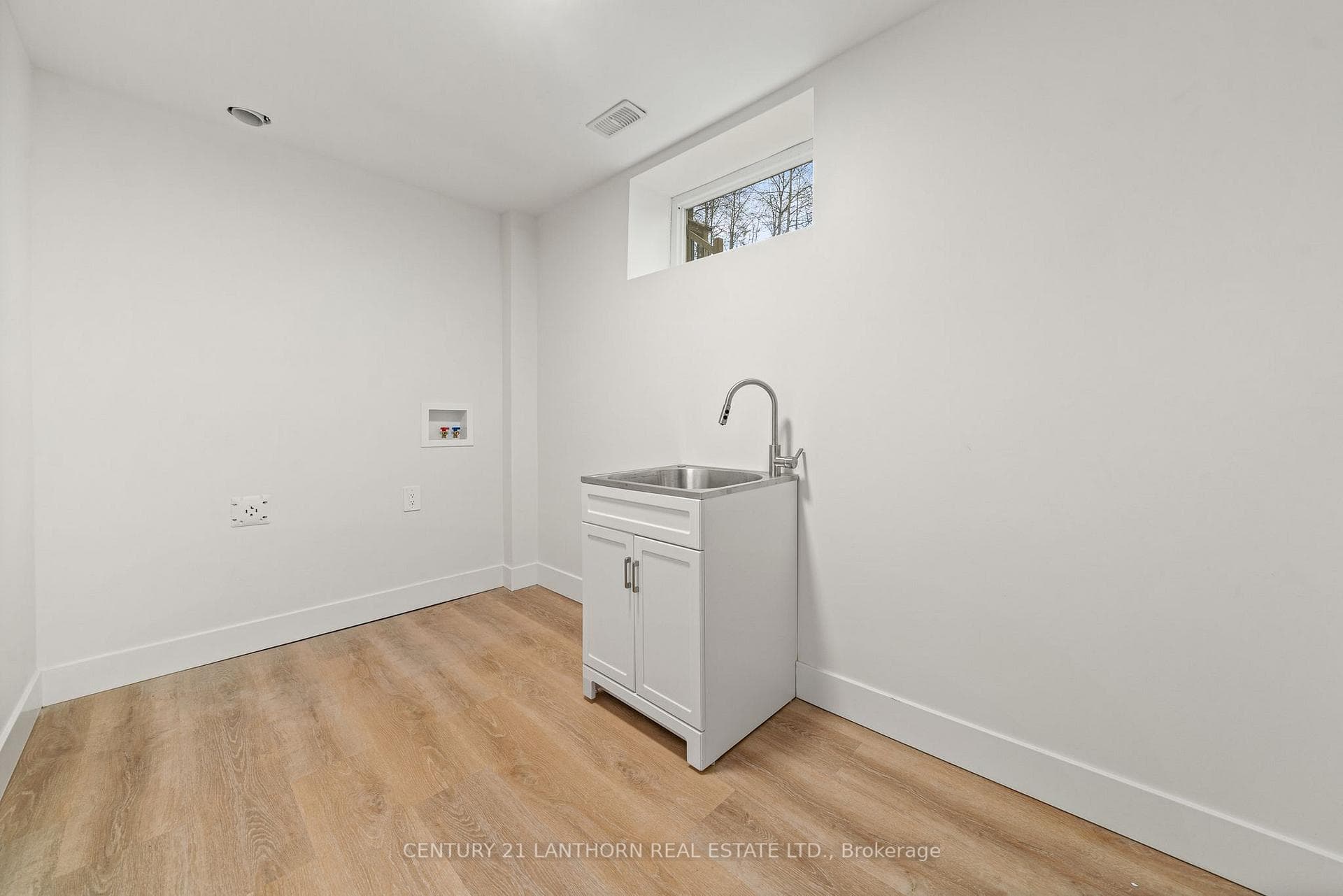 823 Frankford-Stirling Road photo 37