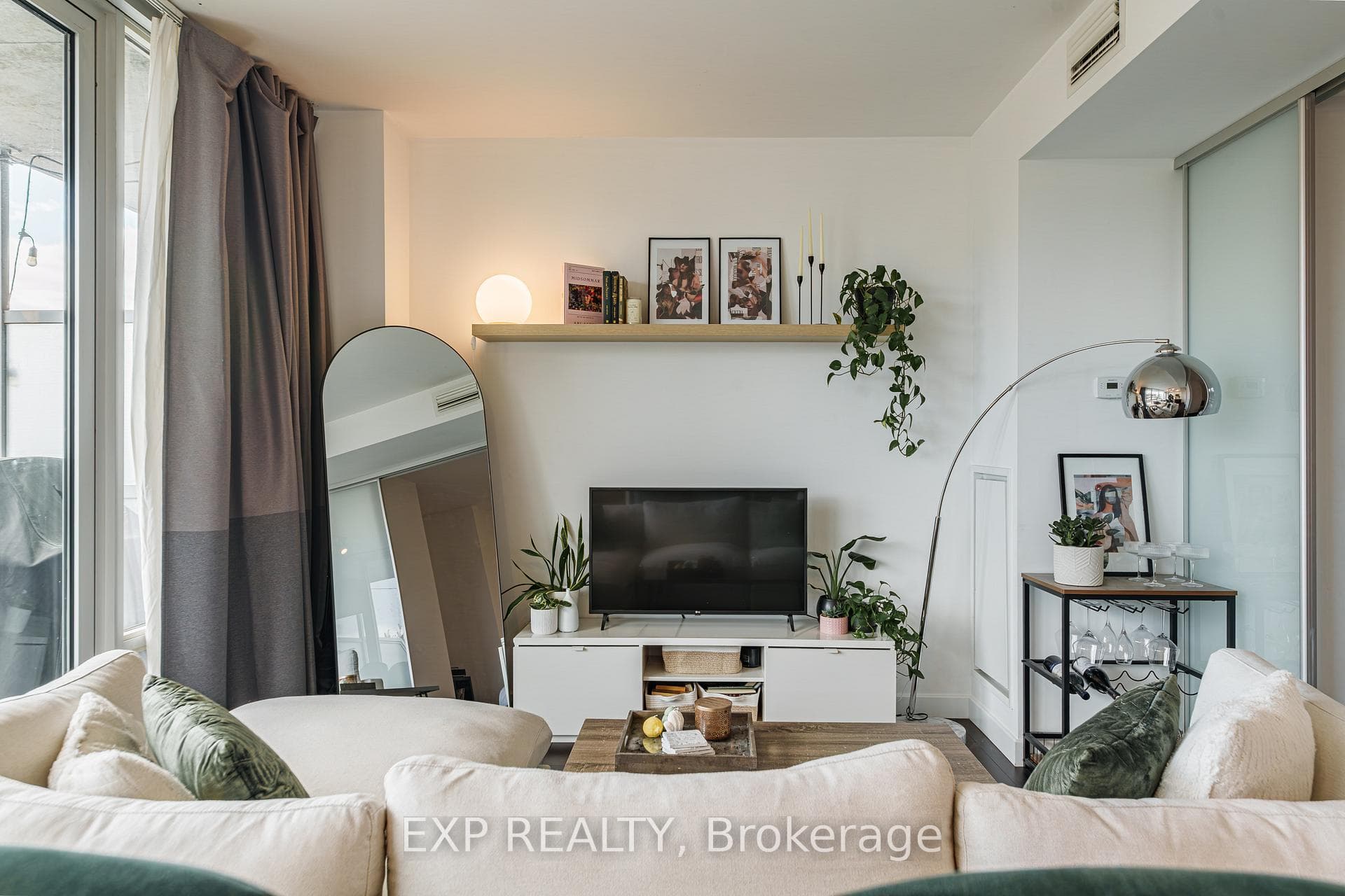 201 Parkdale Avenue Unit 308 photo 8