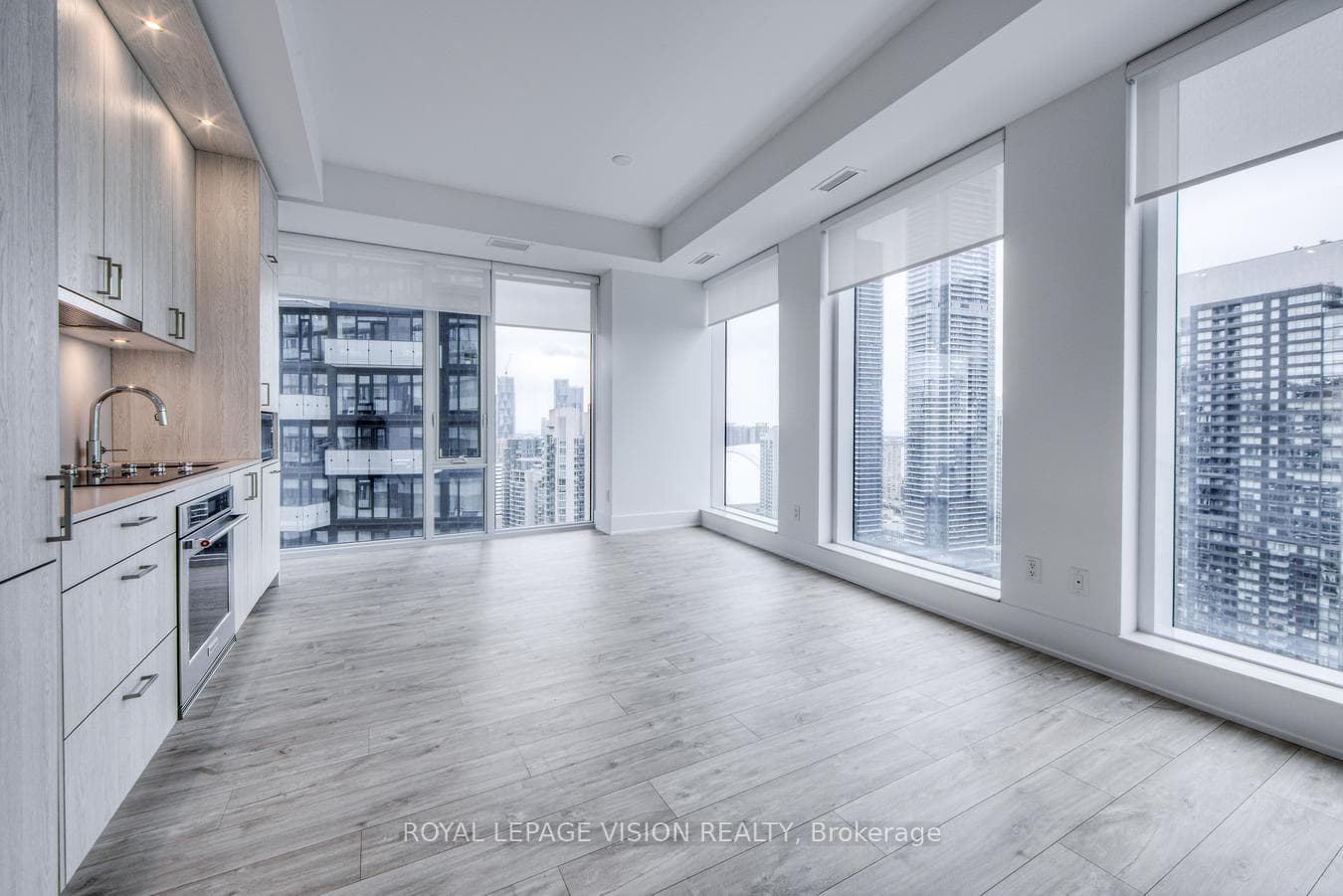 470 Front Street Unit 2812 photo 8