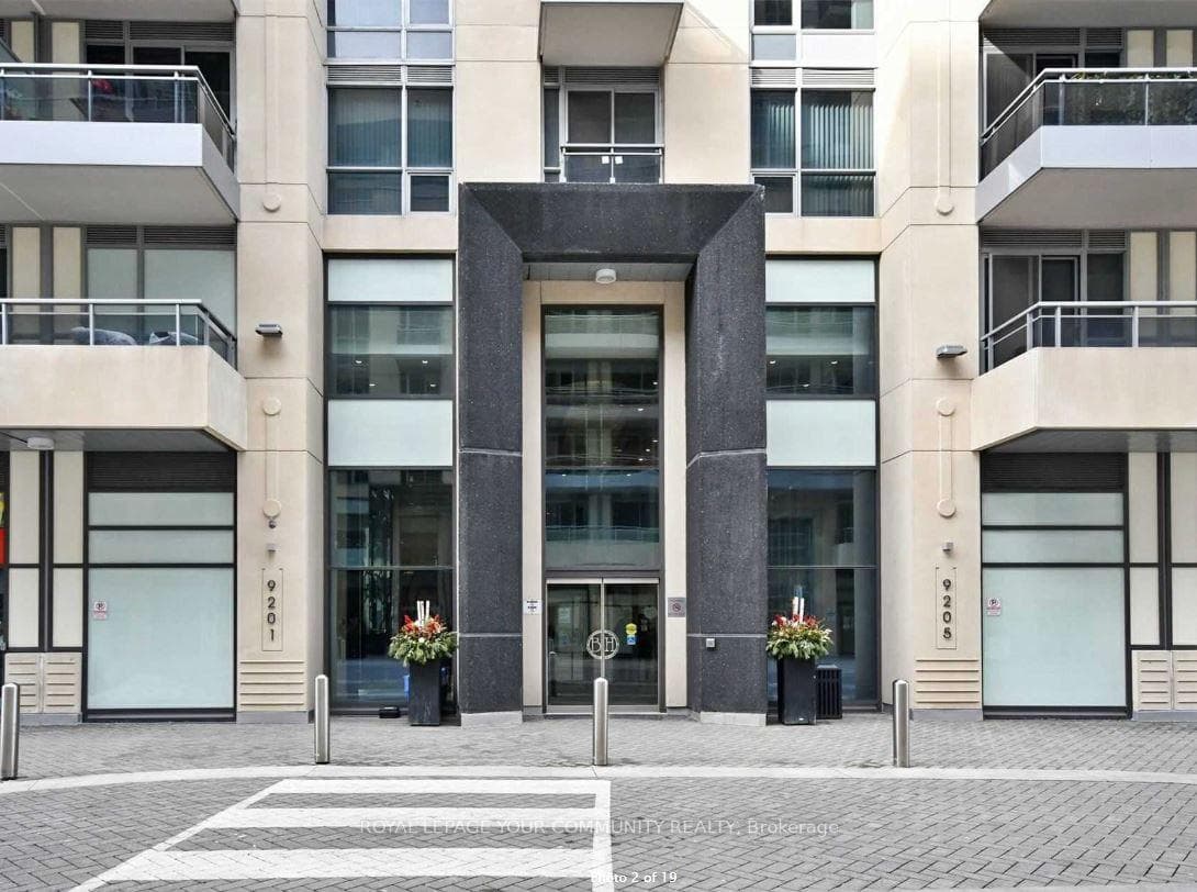 9201 Yonge Street Unit 2004 photo 4
