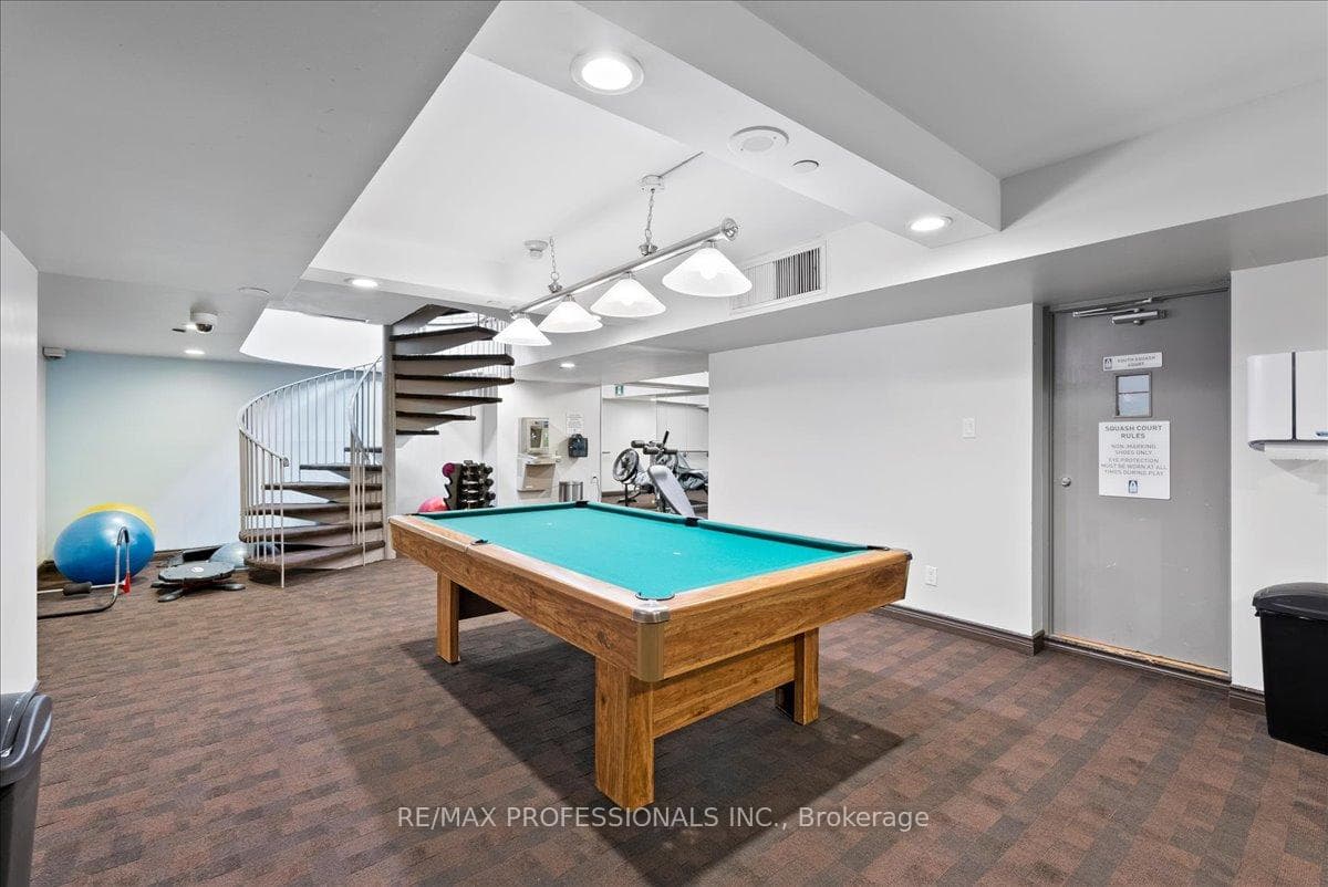 2285 Lake Shore Boulevard Unit 1704 photo 23