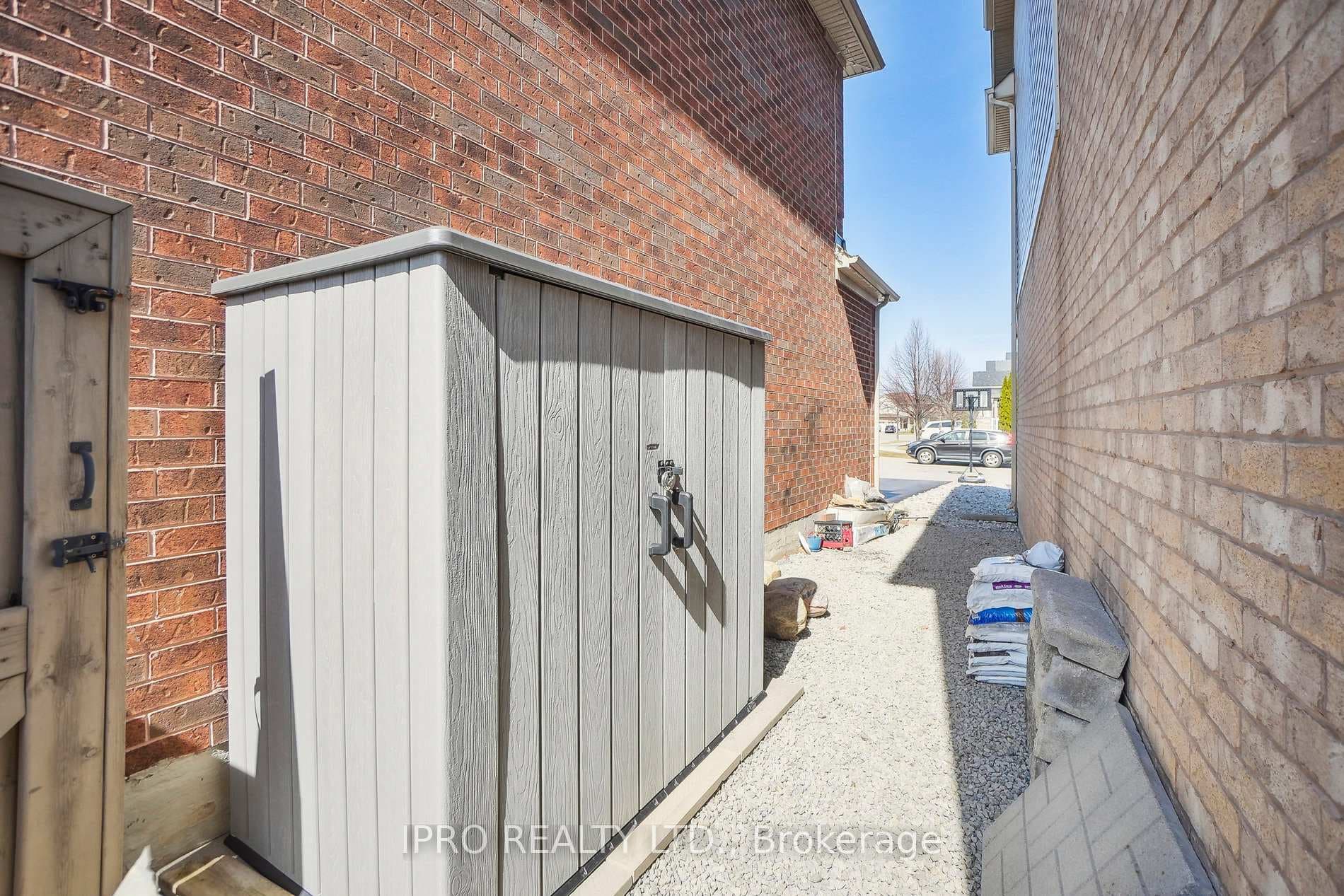 49 Monza Drive photo 39