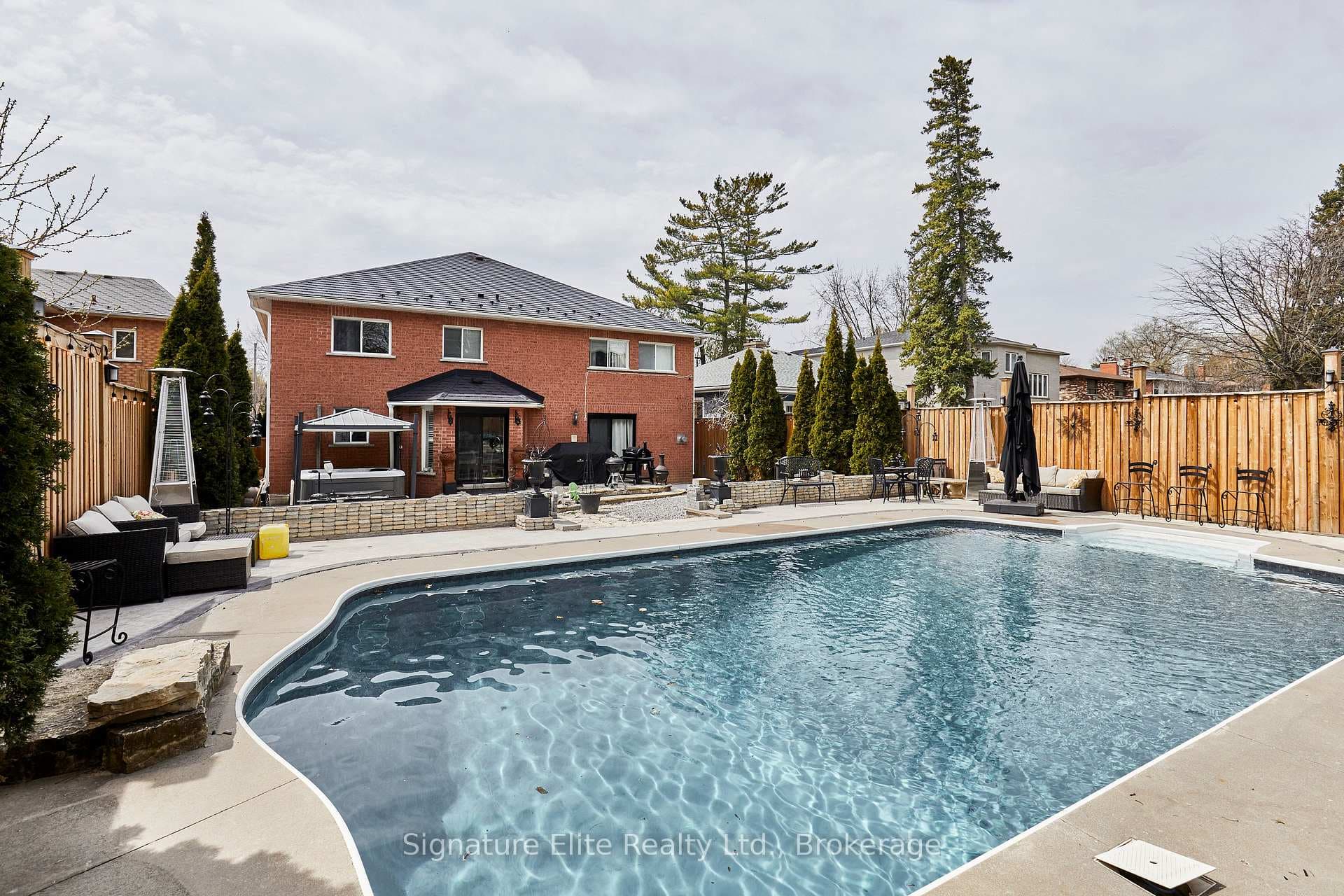 159 Meadowvale Road photo 31