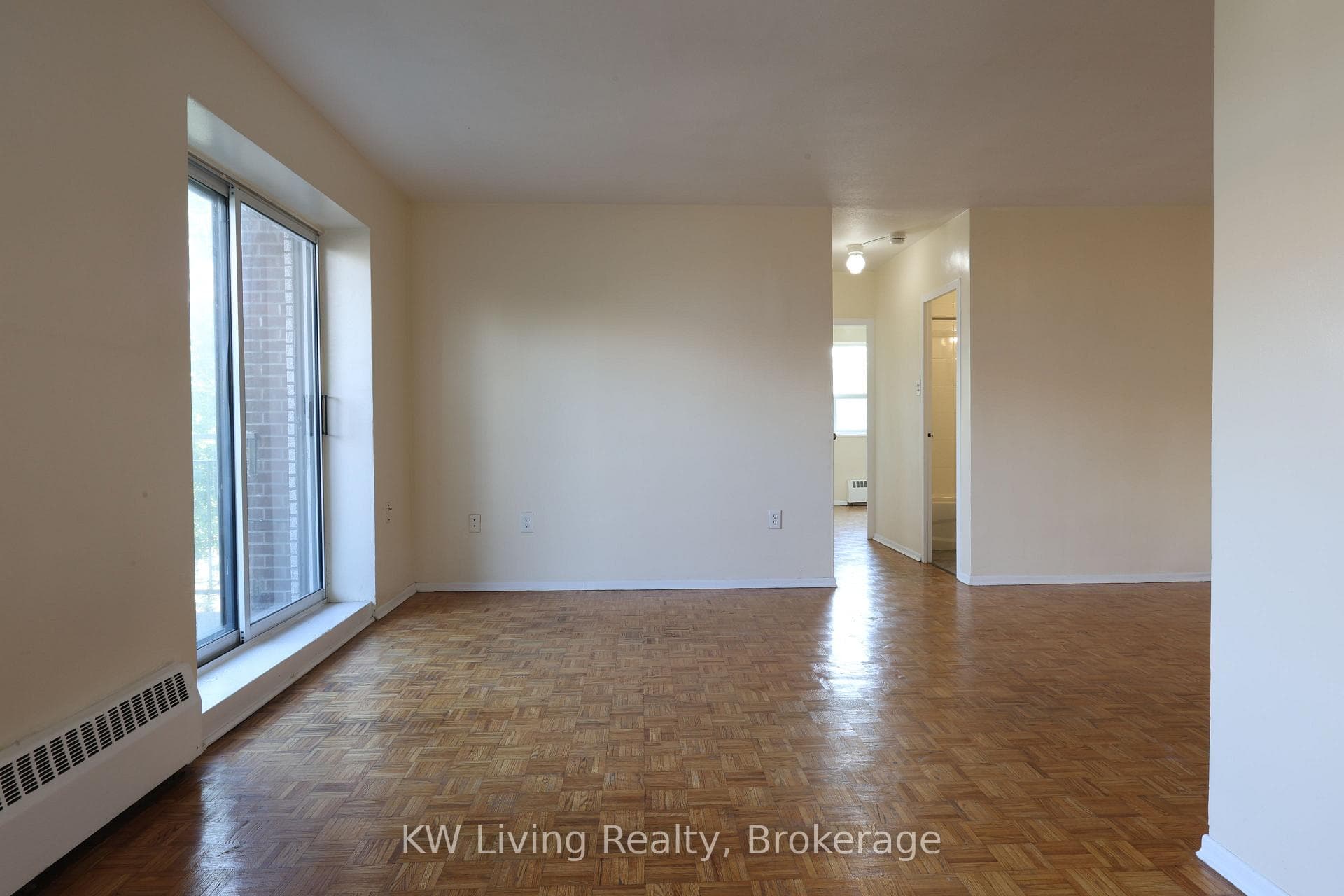 480 Lakeshore Road Unit 301 photo 10