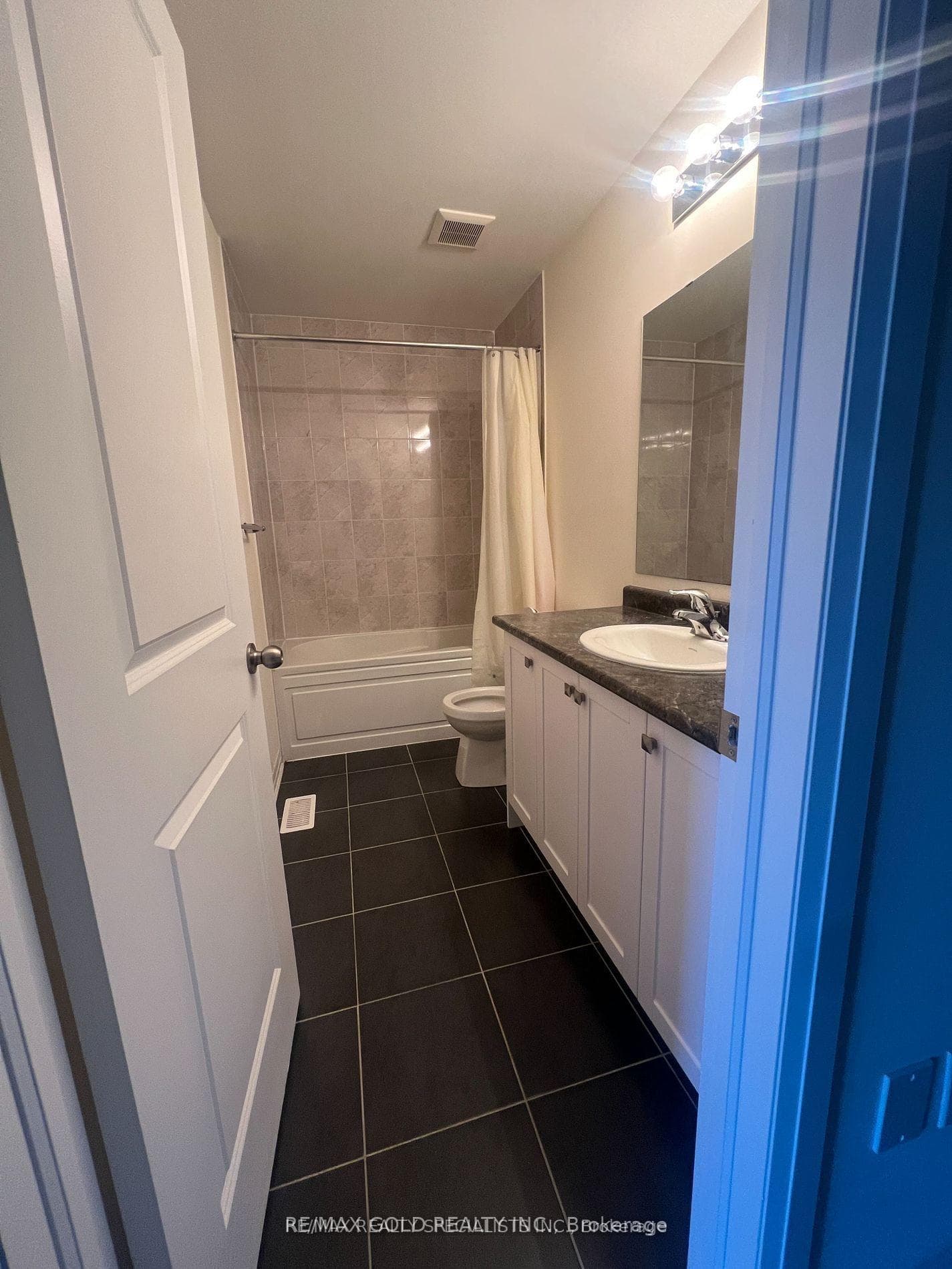 Second Washroom