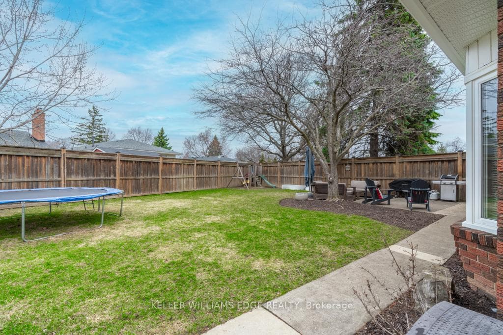 24 Bentley Place photo 19