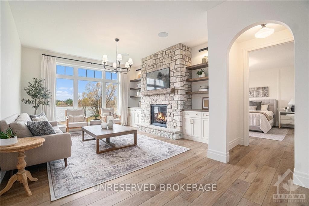 1616 LAKESHORE Drive photo 4