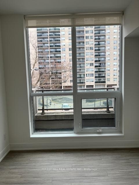310 Tweedsmuir Avenue Unit 305 photo 17