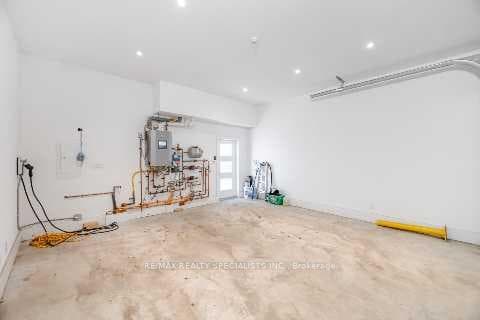 43 Summerhill Avenue photo 46