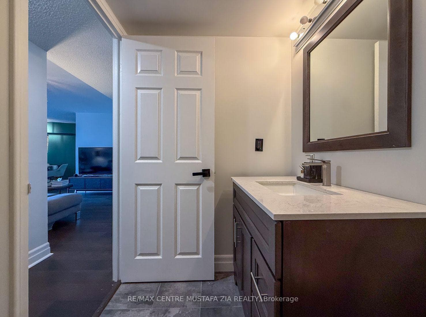 4235 Sherwoodtowne Boulevard Unit 1405 photo 19