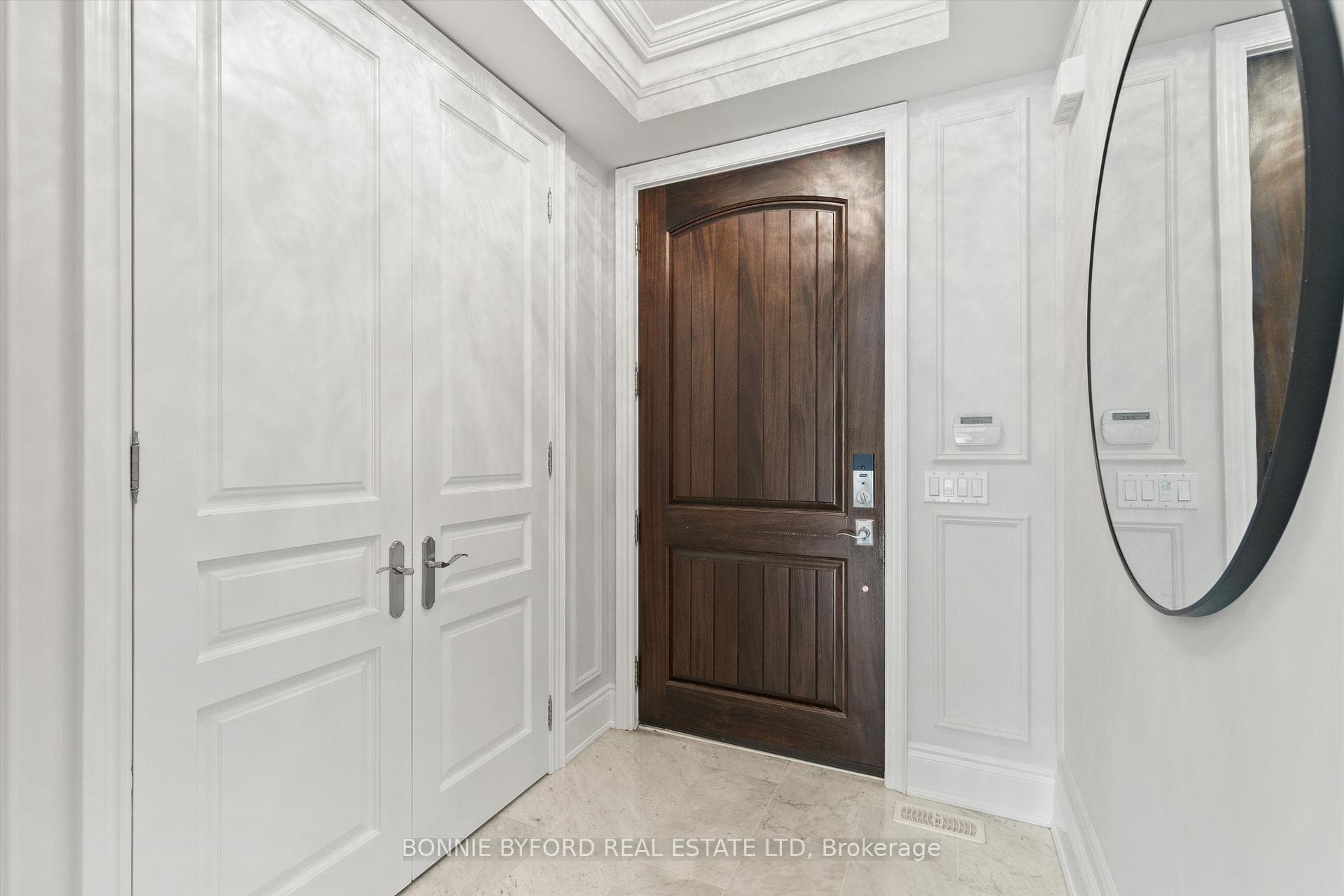 64 Bessborough Drive photo 2