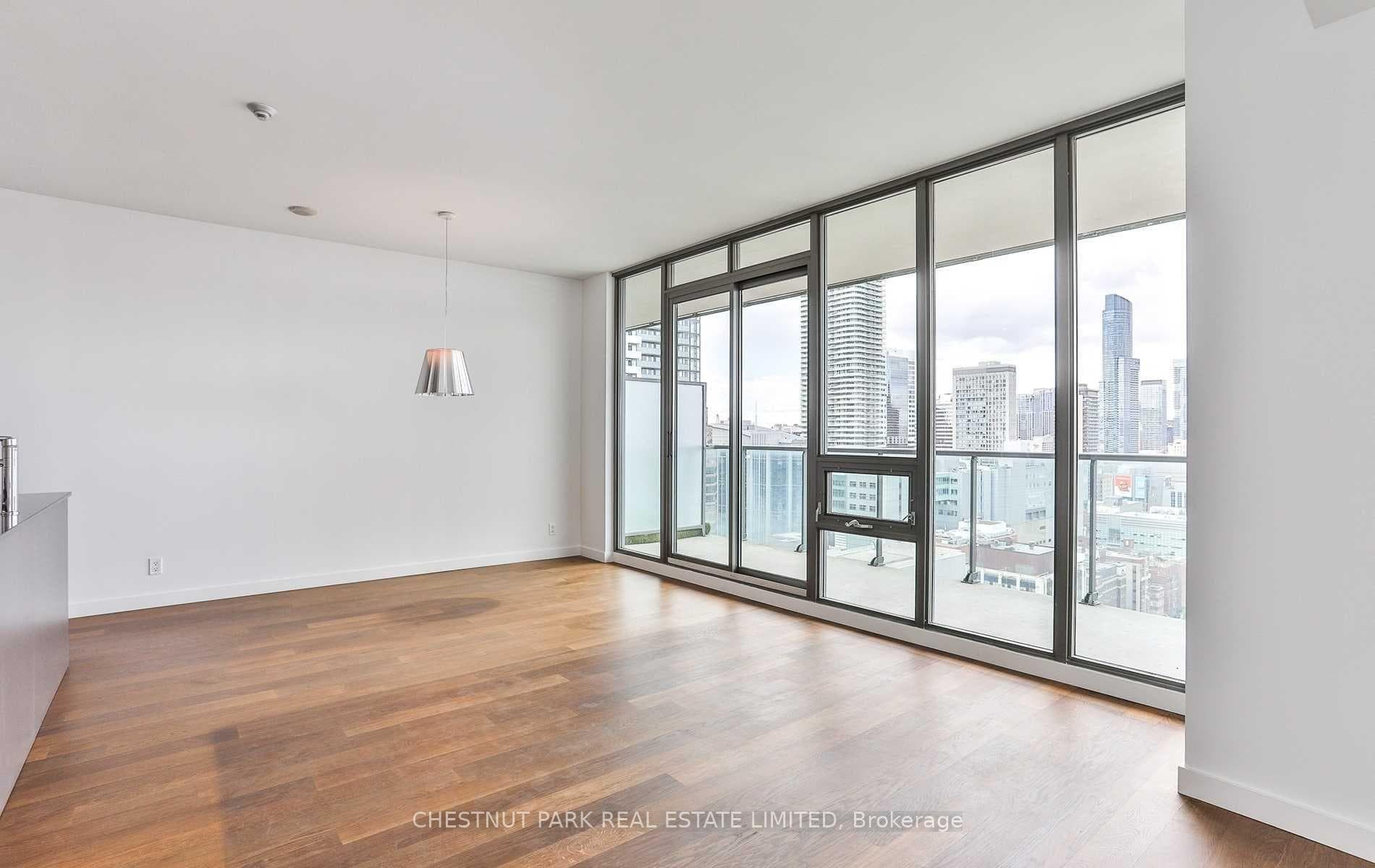 33 Lombard Street Unit 3104 photo 8