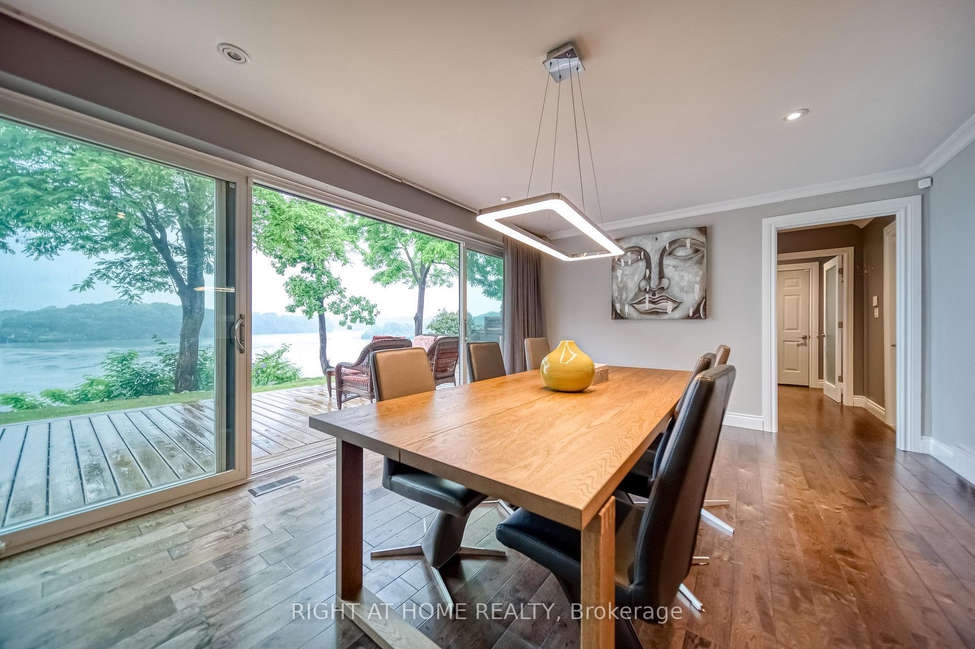 44 ROYAL HENLEY Boulevard photo 15