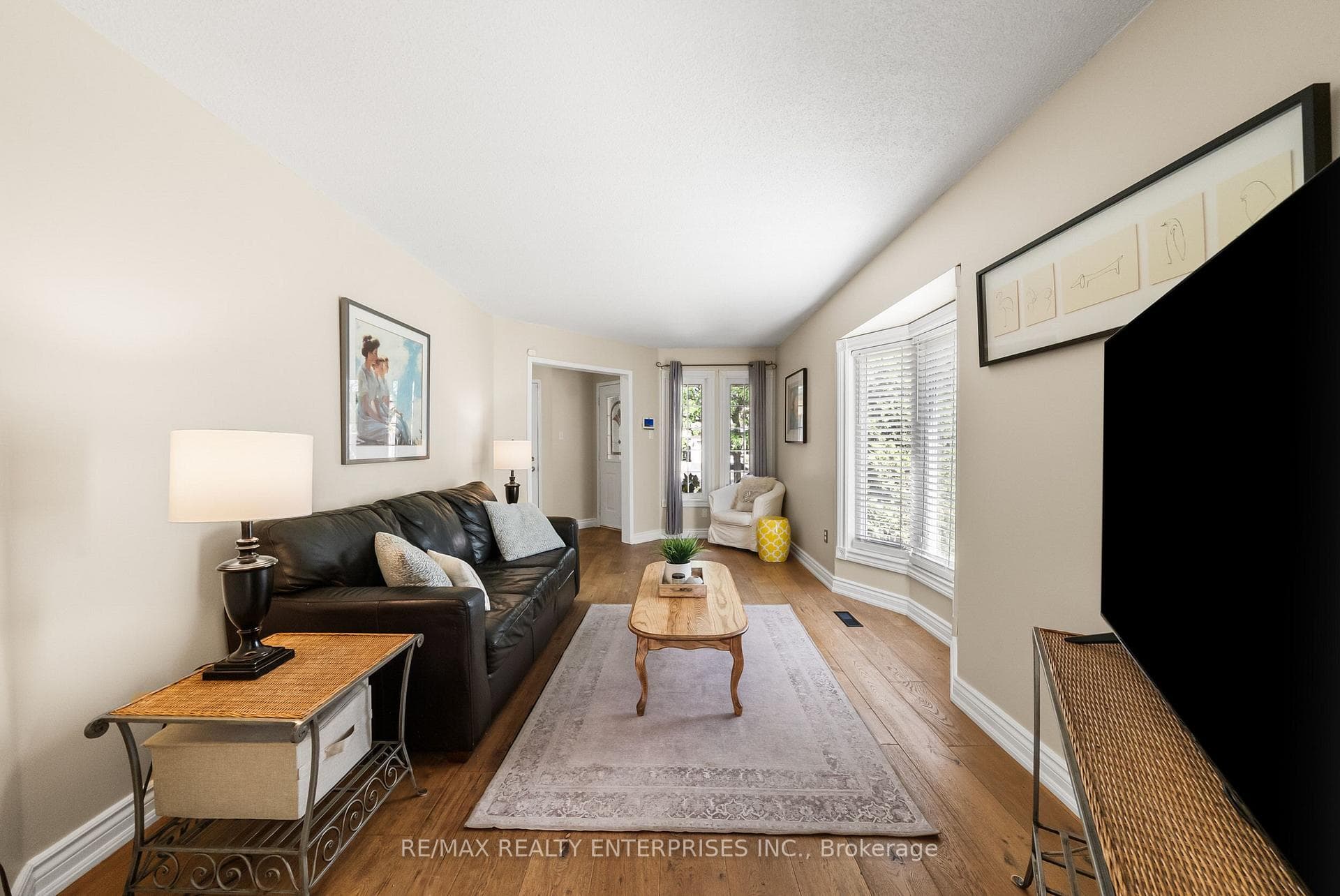 6916 Yarrow Avenue photo 9