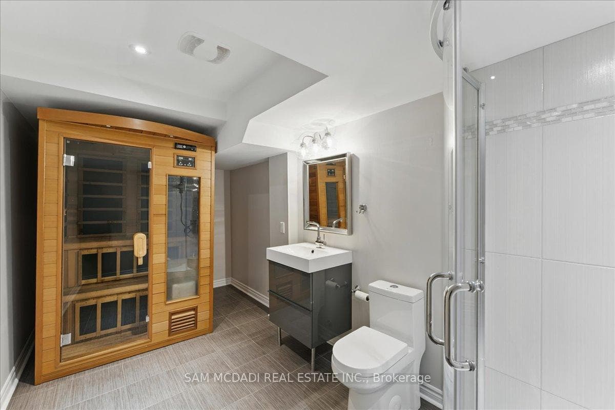 1463 Bayshire Drive photo 43