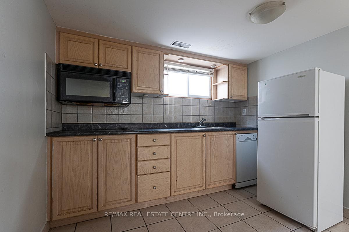 287 Gamma Street photo 31