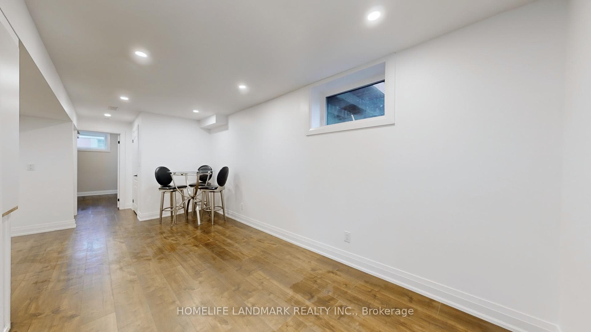 1661 Mount Albert Road Unit Unit 2 photo 8