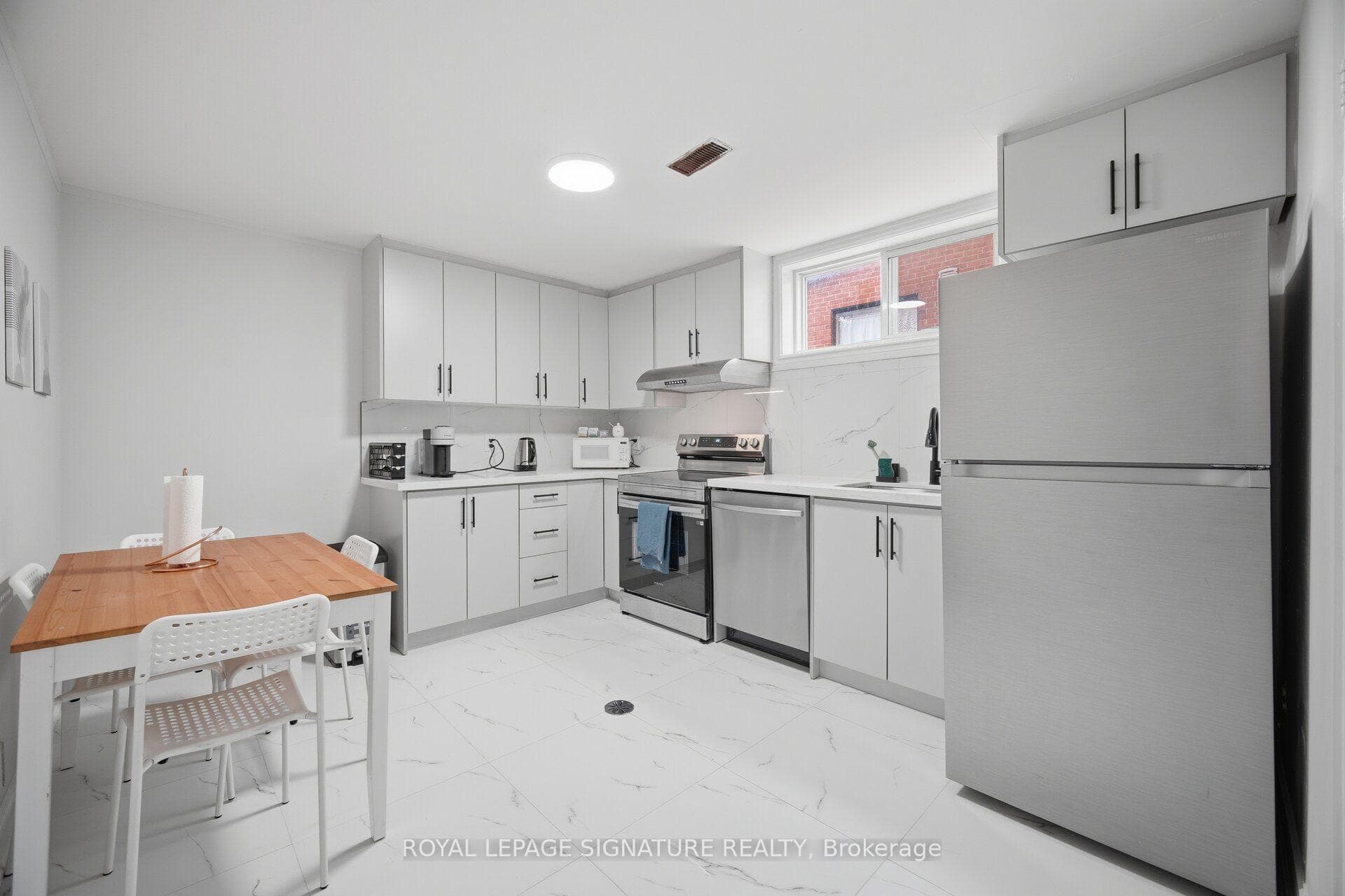 51 Wilton Drive photo 39
