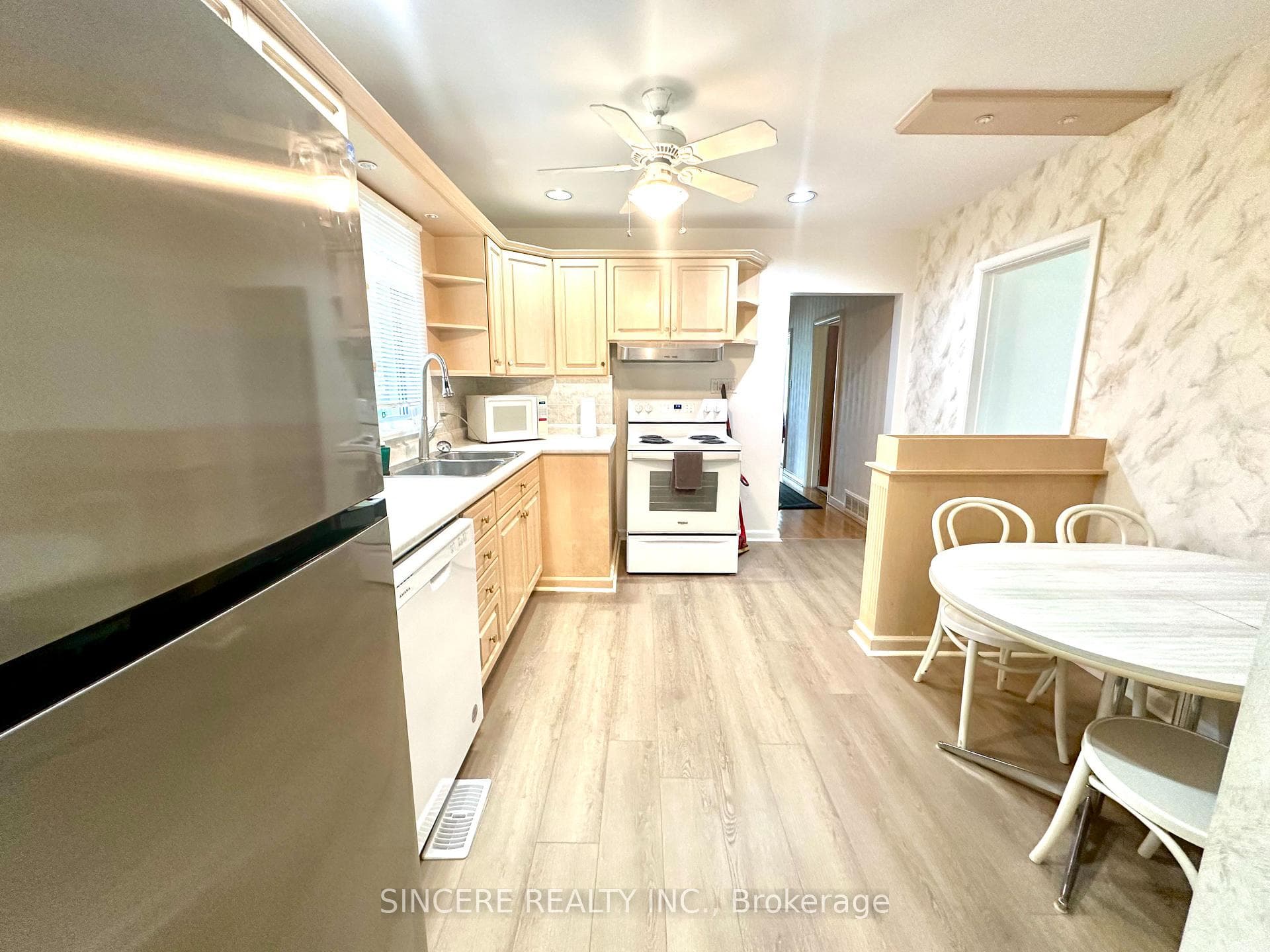 36 Sumner Heights Drive photo 3