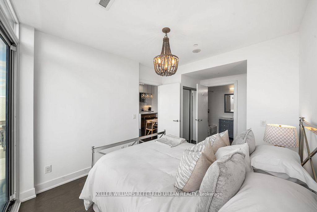3018 Yonge Street Unit 1015 photo 15