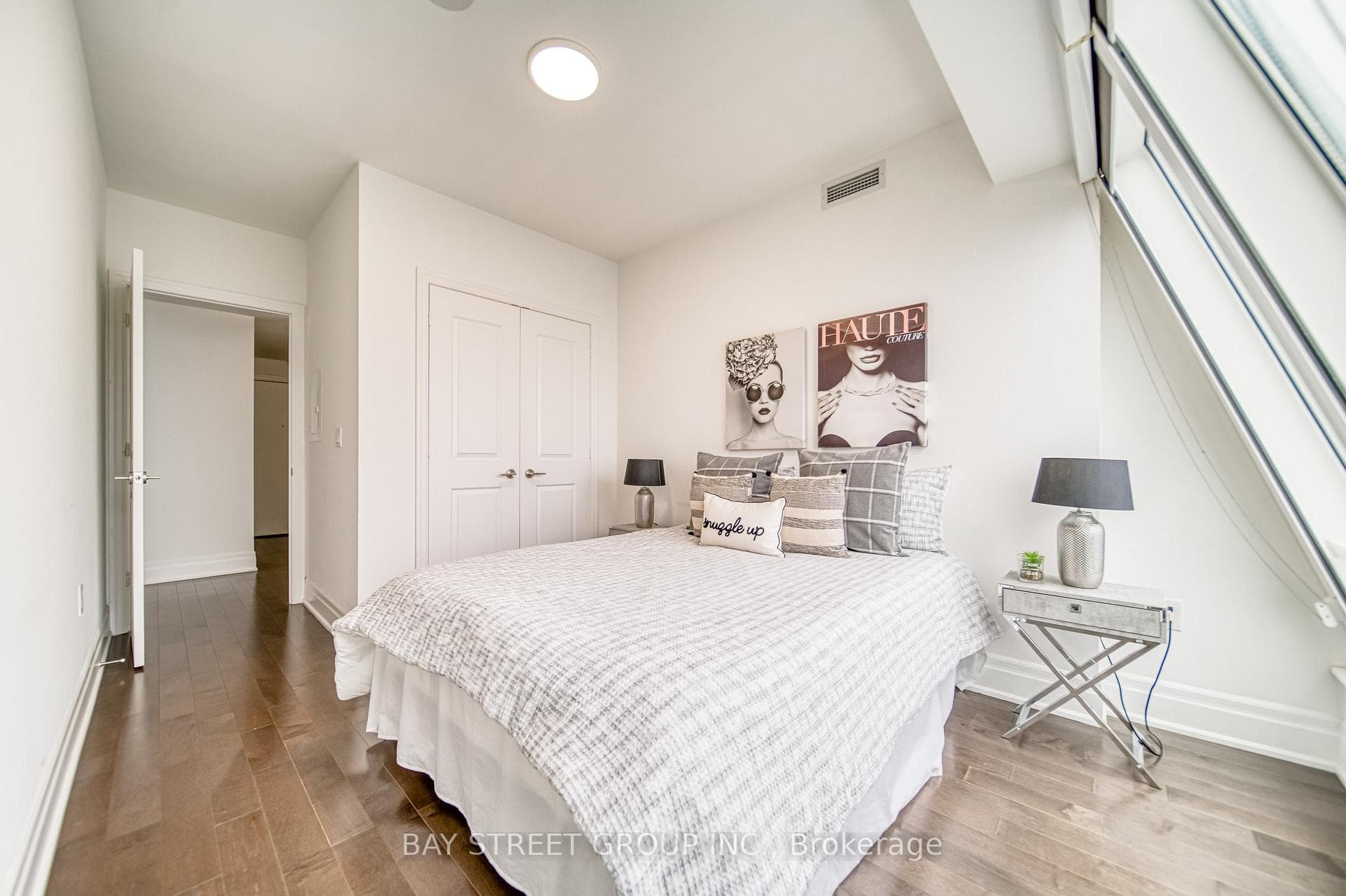 8 The Esplanade N/A Unit 5306 photo 22