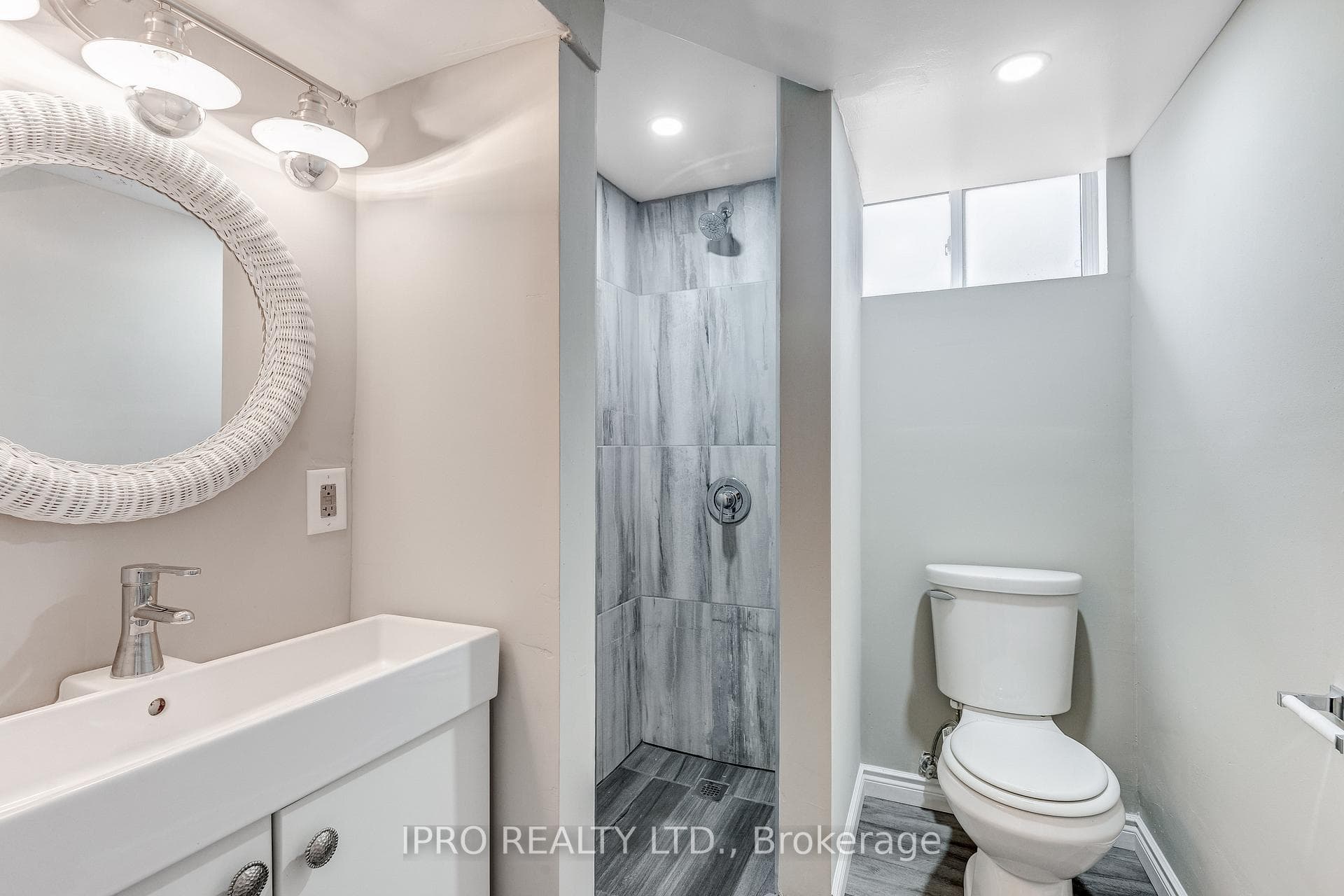 31 Burgby Avenue photo 15