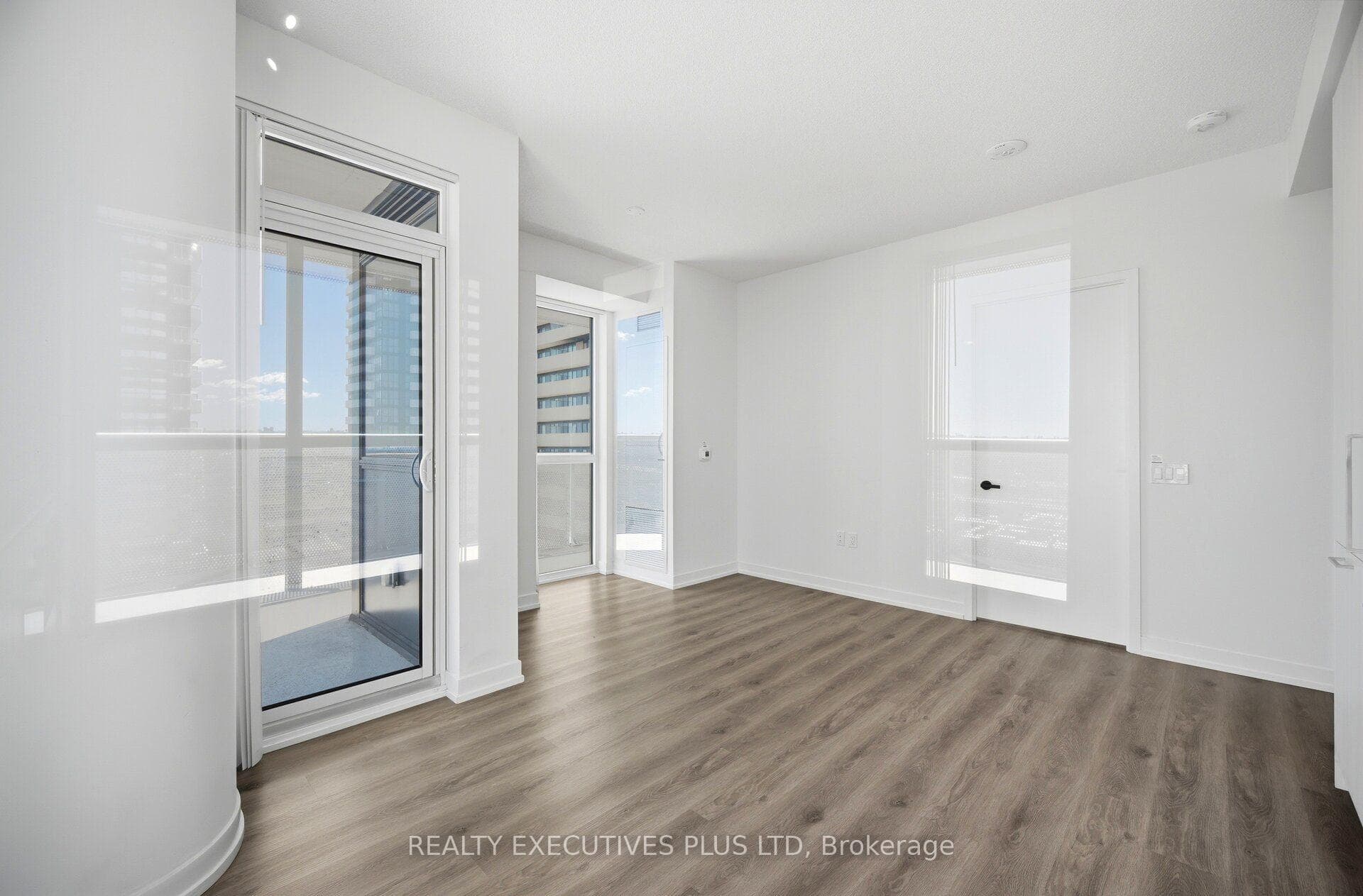 225 Commerce Street Unit 3202 photo 13