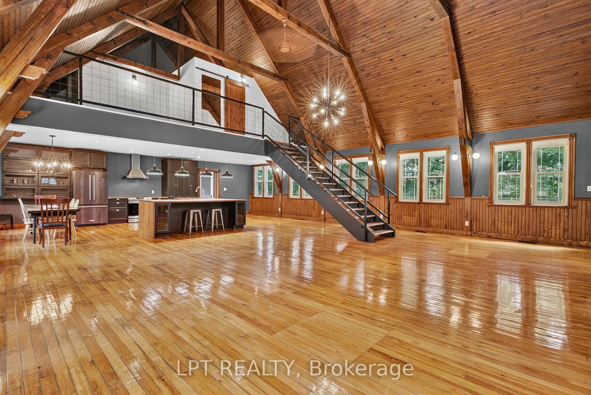 26 Charbonneau Street photo 30
