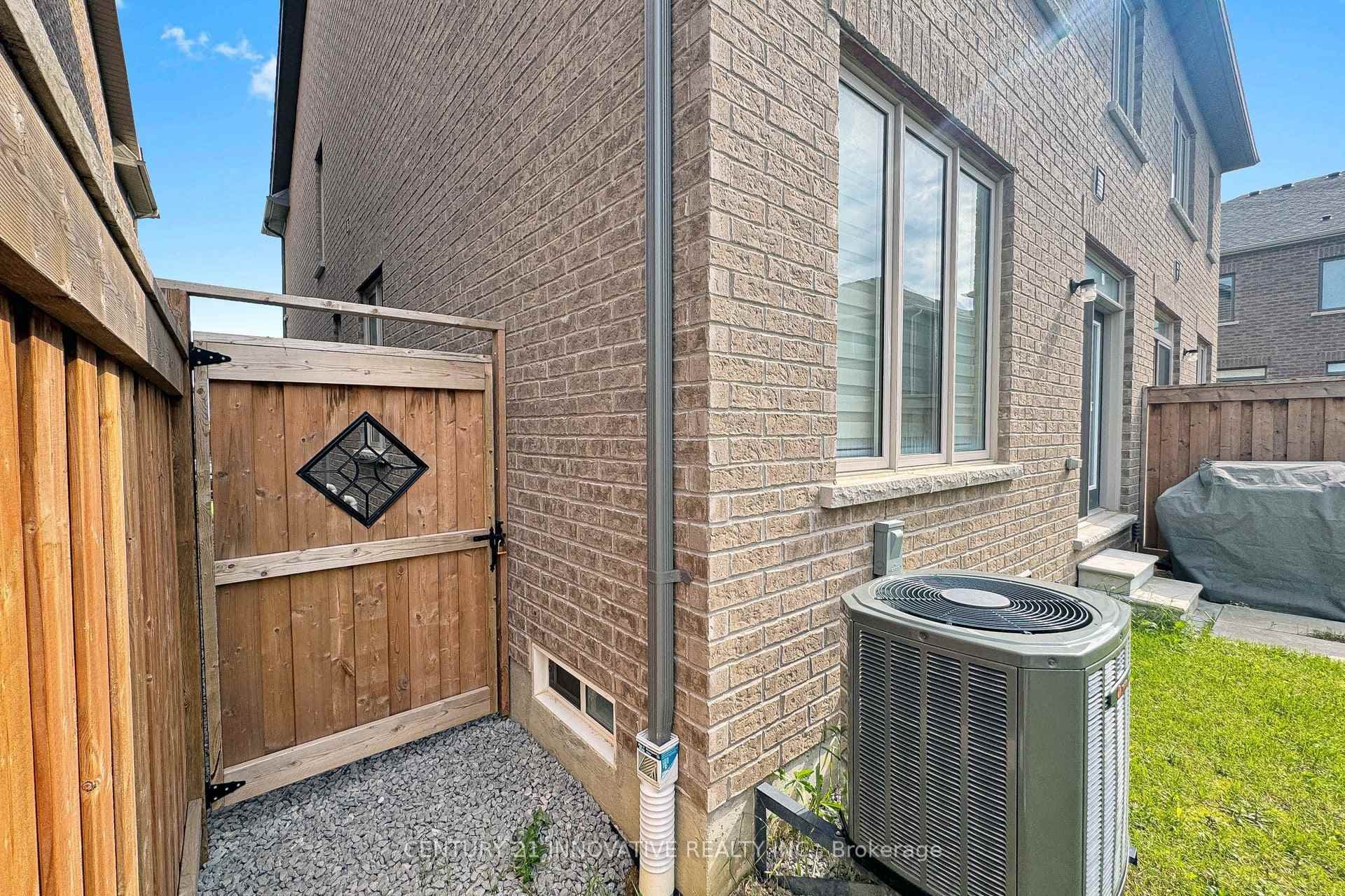 28 Conarty Crescent photo 43