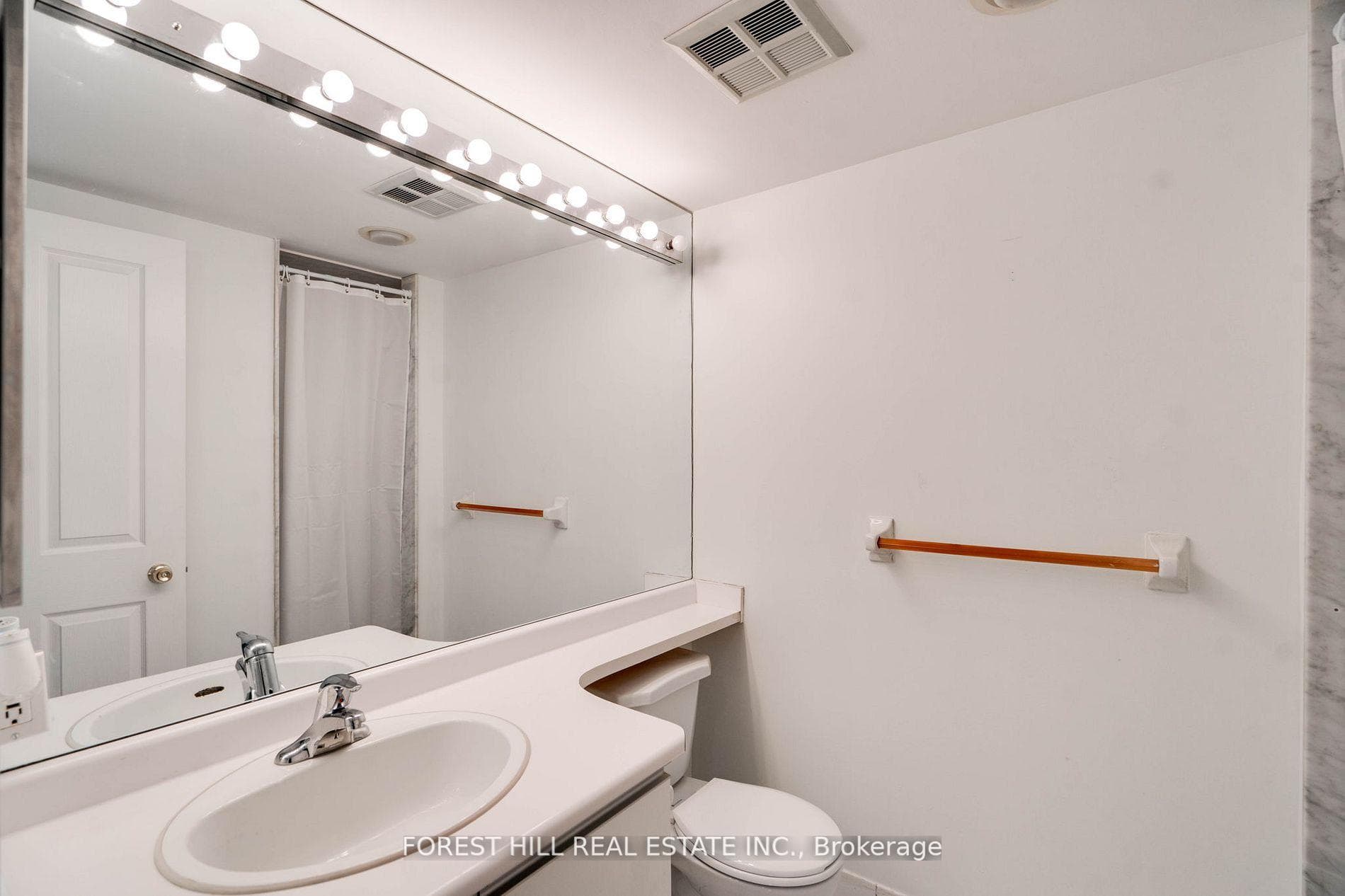 120 Promenade Circle Unit 506 photo 22