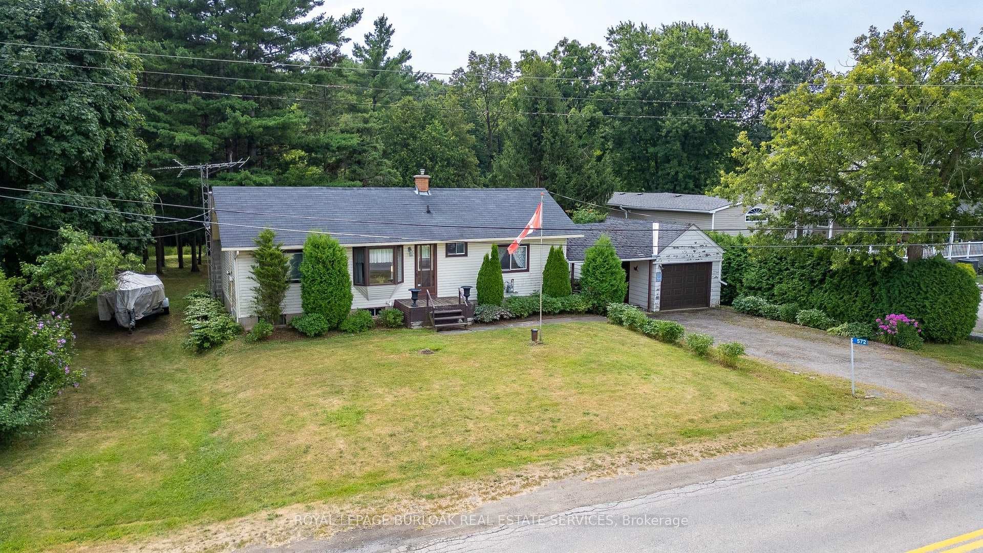 572 Parkside Drive photo 28