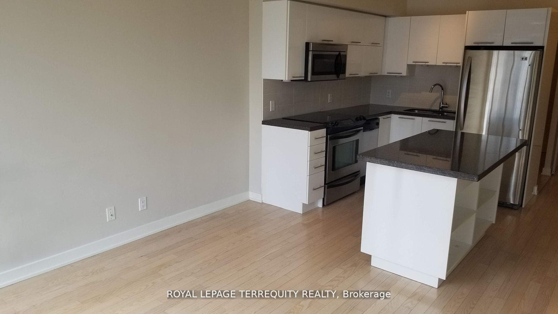 21 Nelson Street Unit 820 photo 22