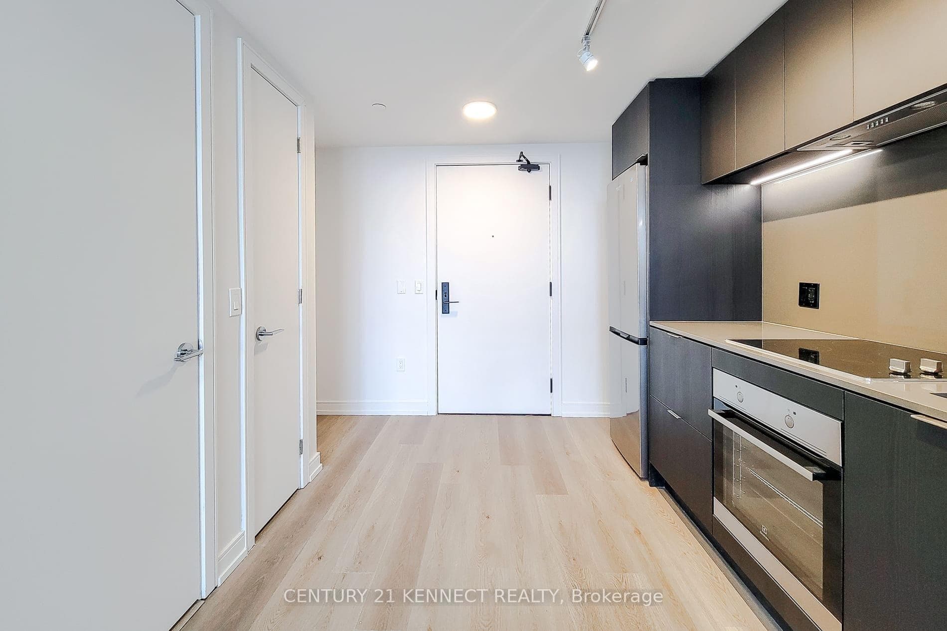 1 Jarvis Street Unit 1121 photo 7