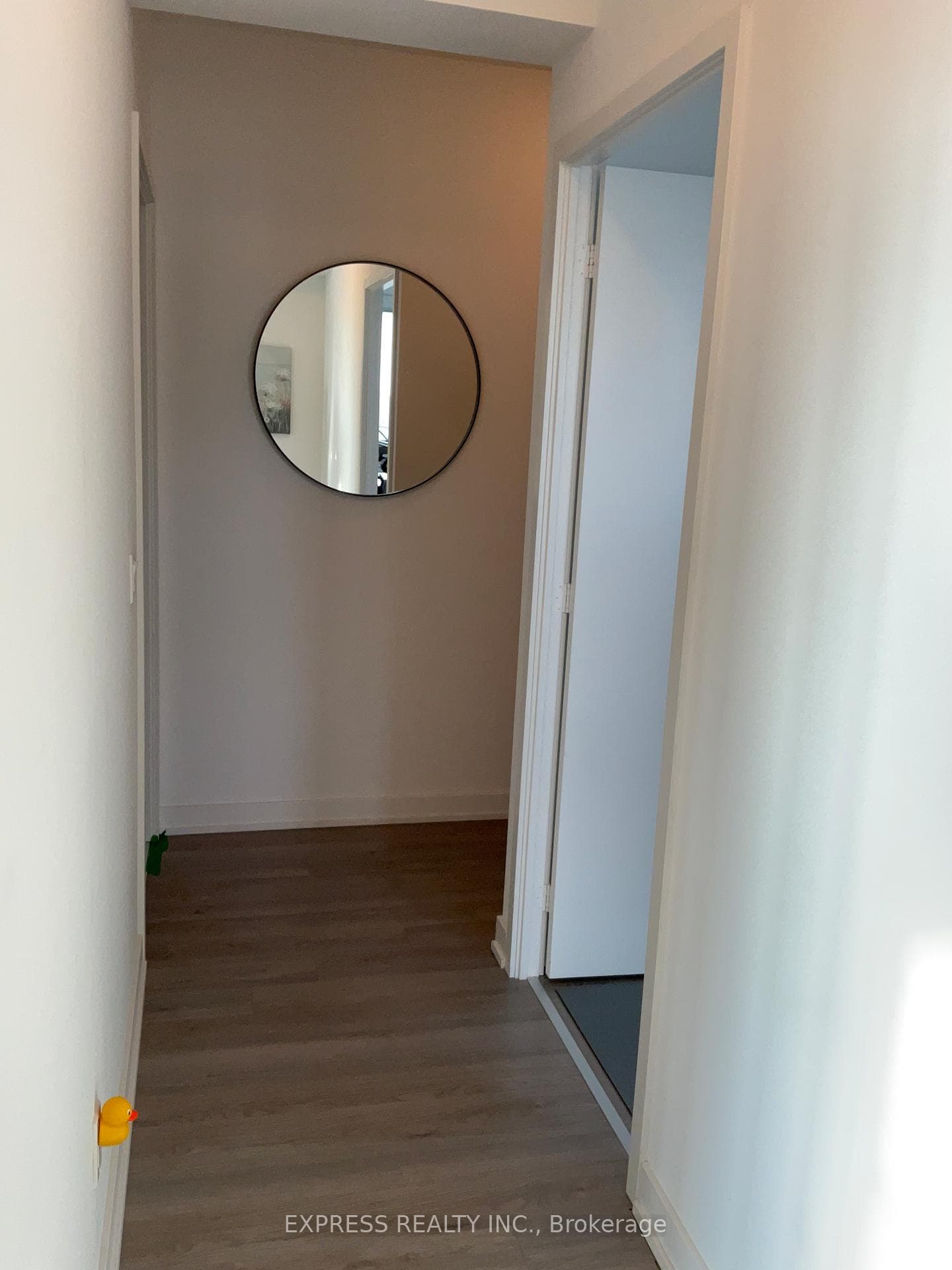 5180 Yonge Street Unit 1707 photo 31