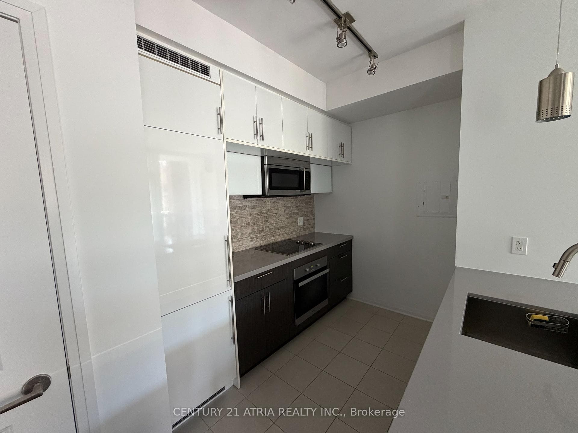 8 Mercer Street Unit 1906 photo 9
