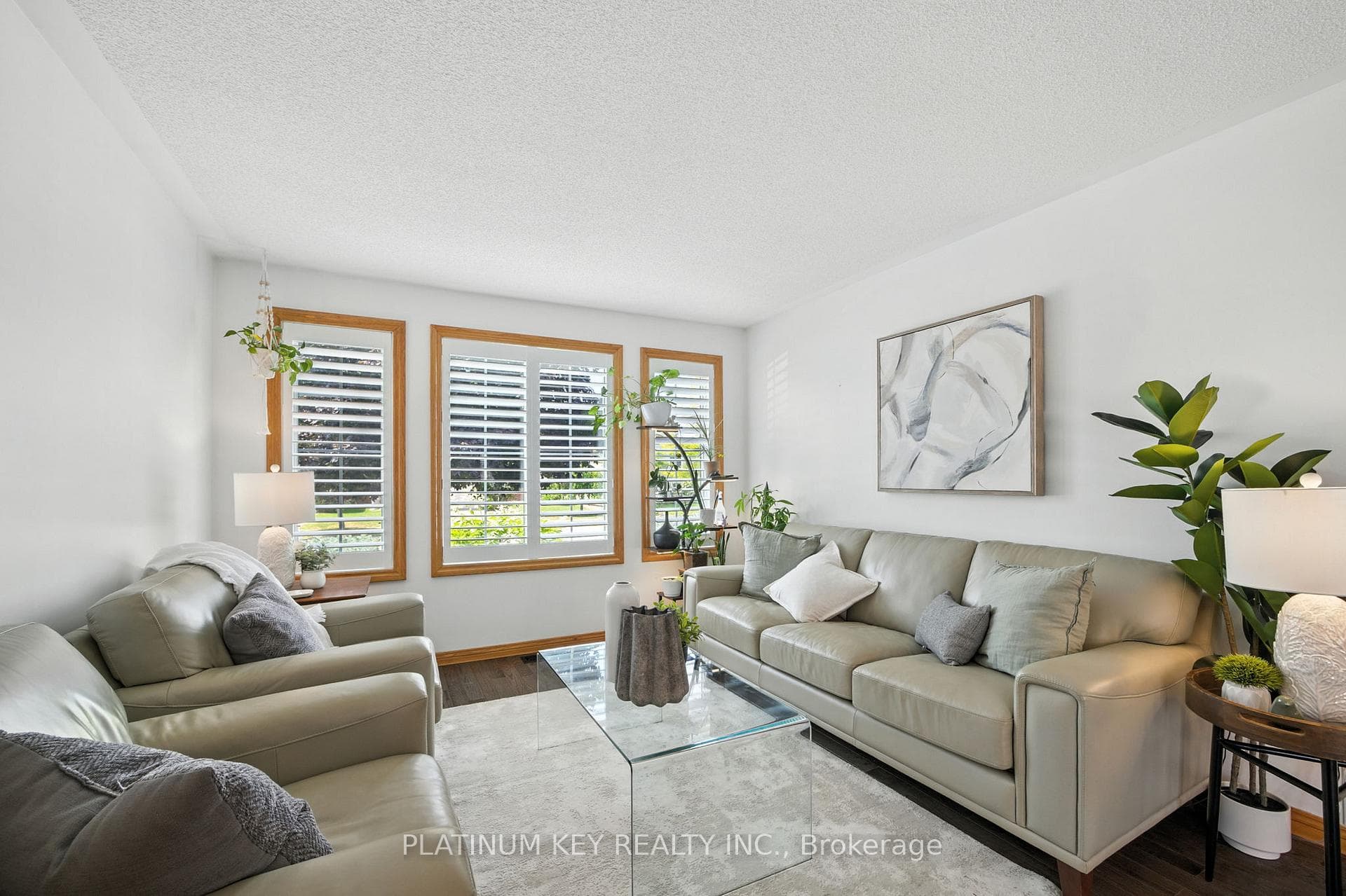 469 Riverview Drive photo 5