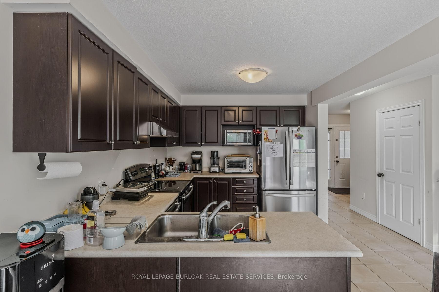 571 Champlain Avenue photo 8