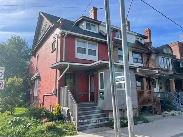 702 Bathurst Street Unit Lower photo 1