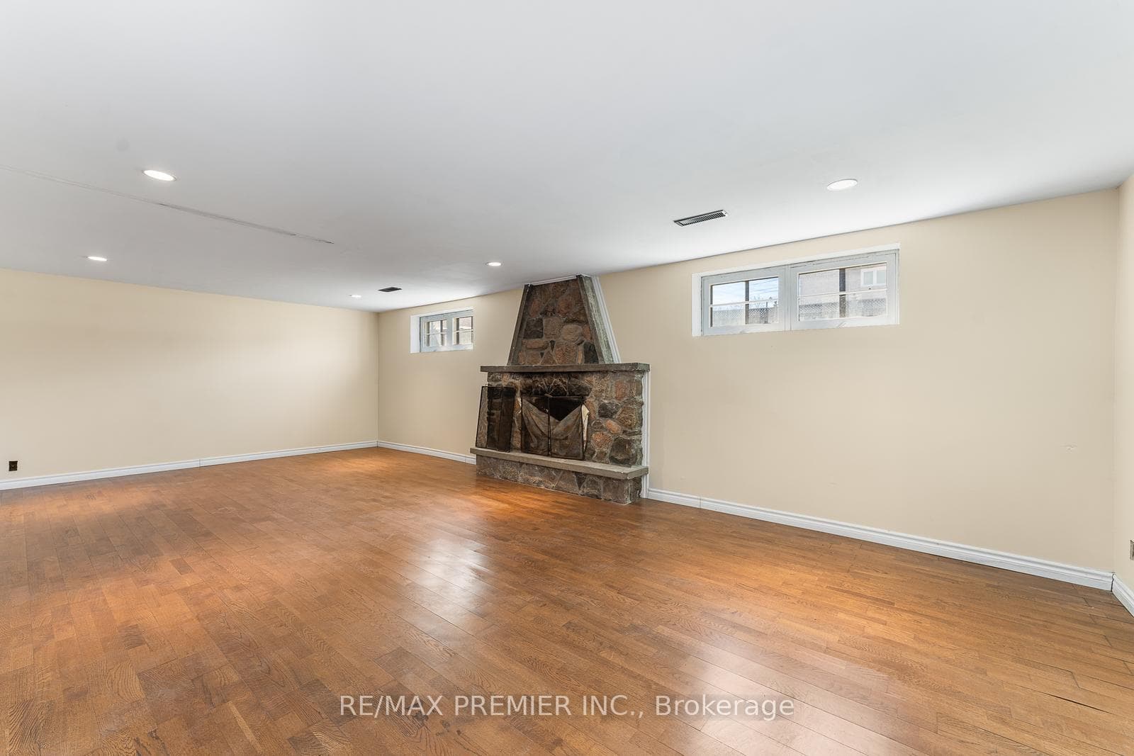 41 Allonsius Drive photo 18