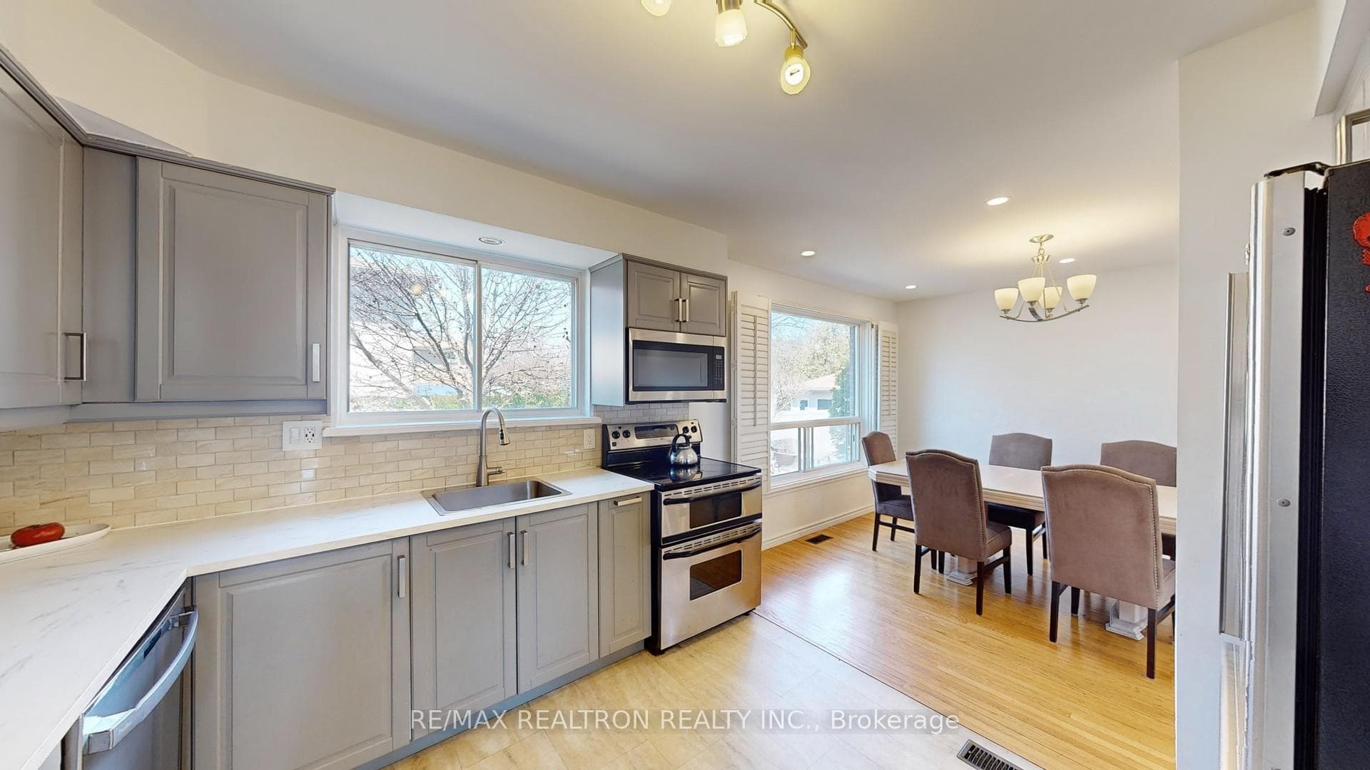 35 Palgrave Crescent photo 11