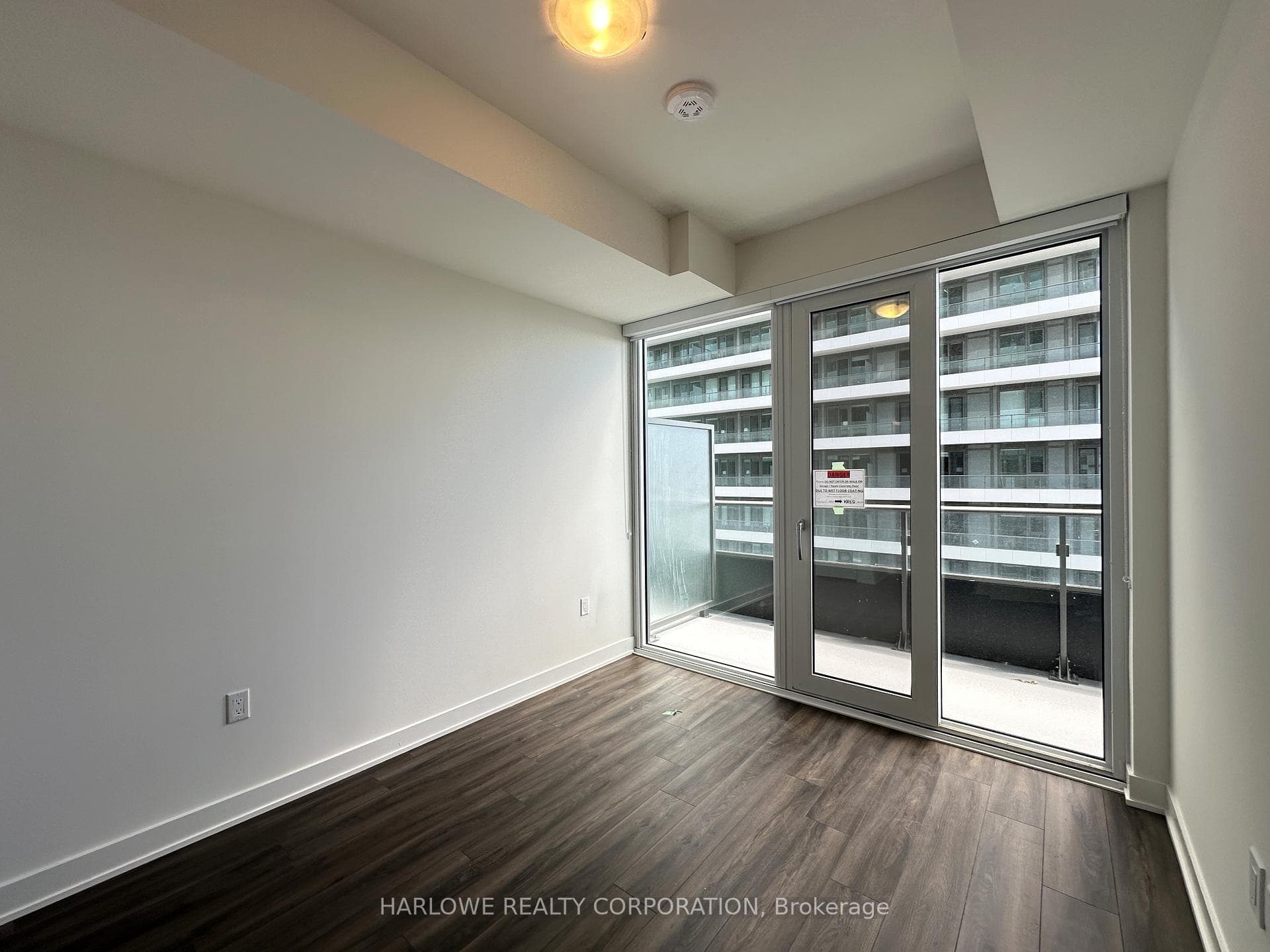 135 Lower Sherbourne Street Unit 2325 W photo 7