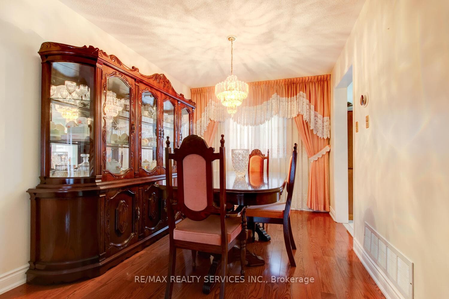 46 Red Maple Drive photo 8