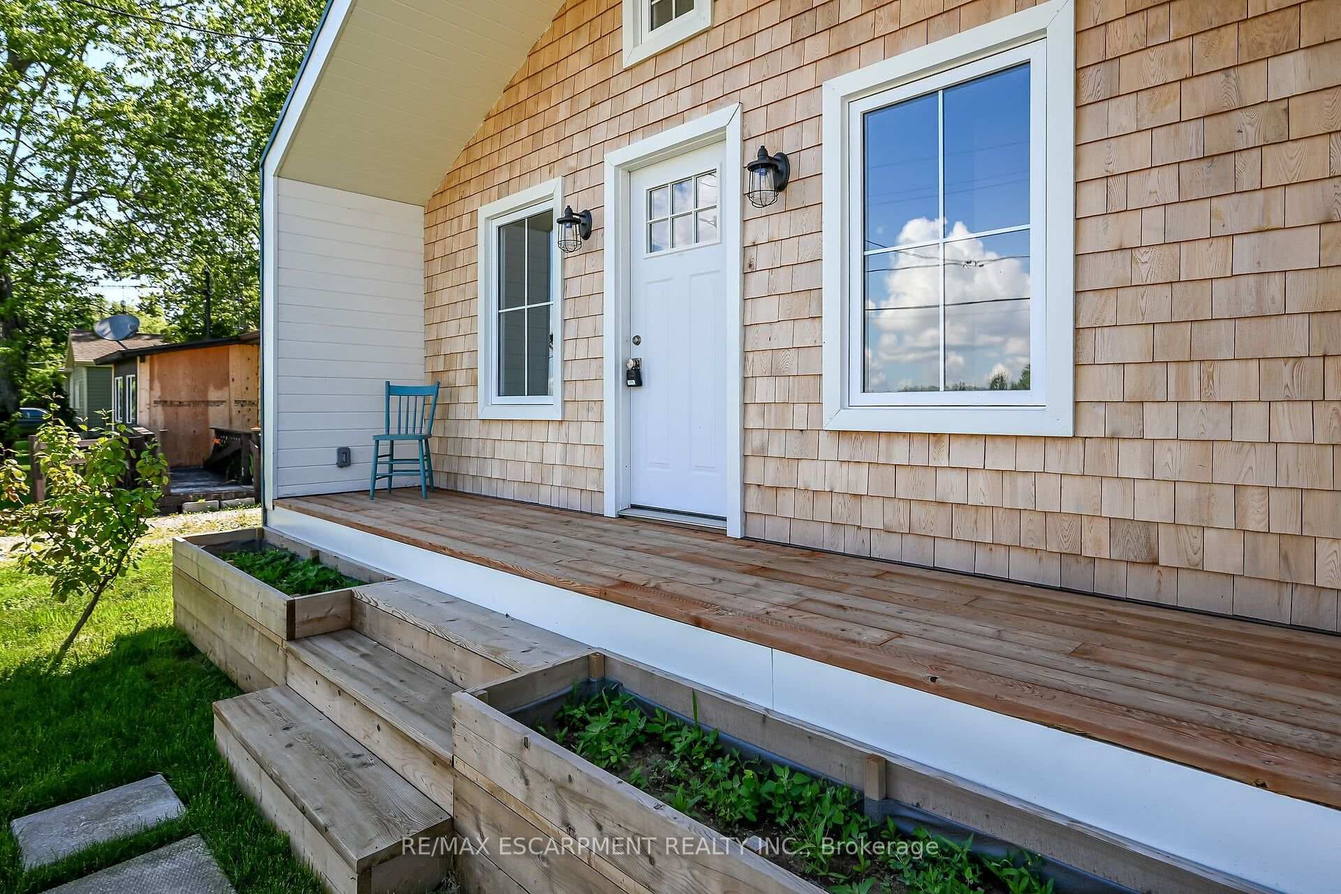 964 South Coast Drive photo 6
