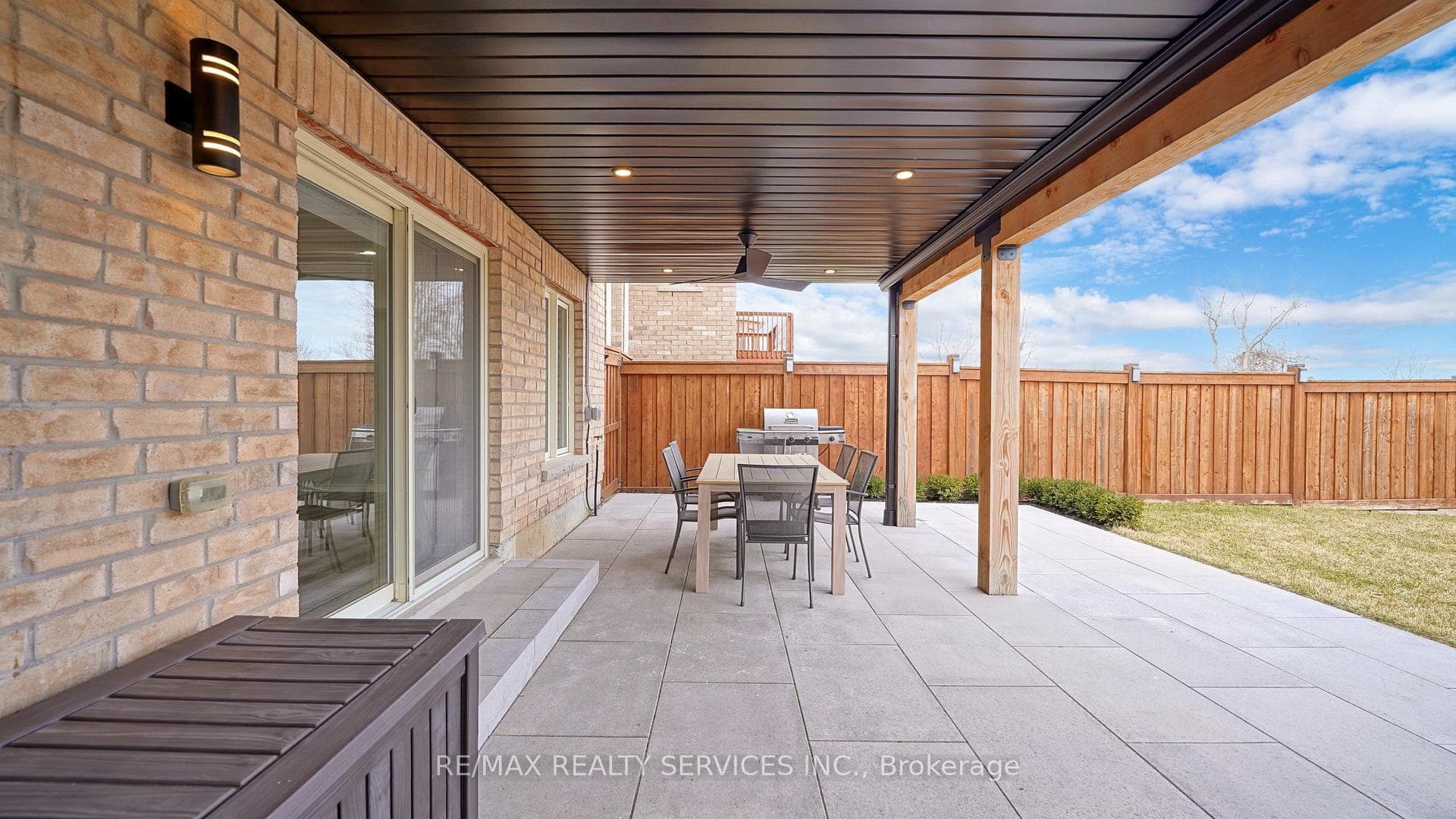 91 Turner Drive photo 38